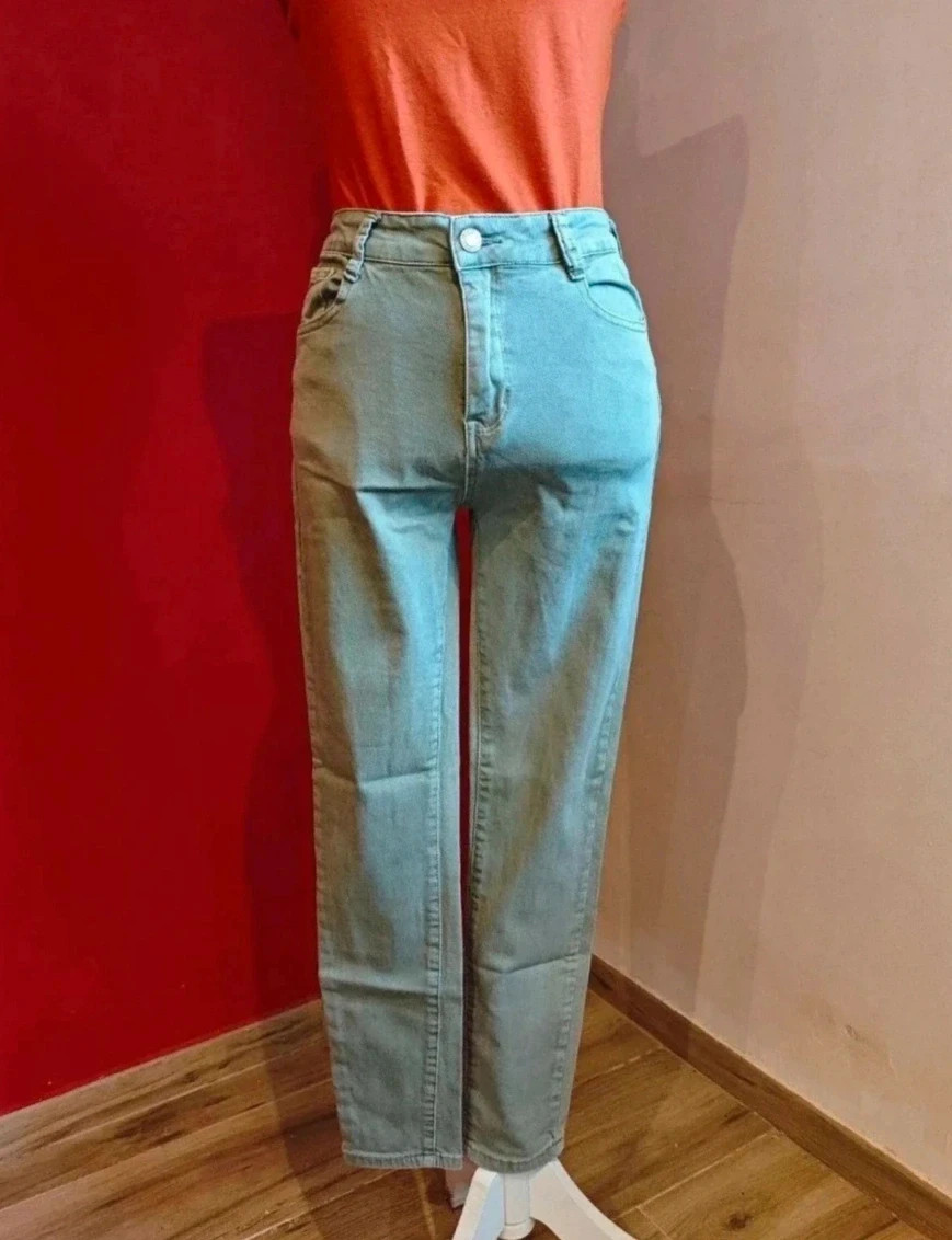 🌺 Cómodo pantalón vaquero pitillo verde caqui de algodón elástico, talla L