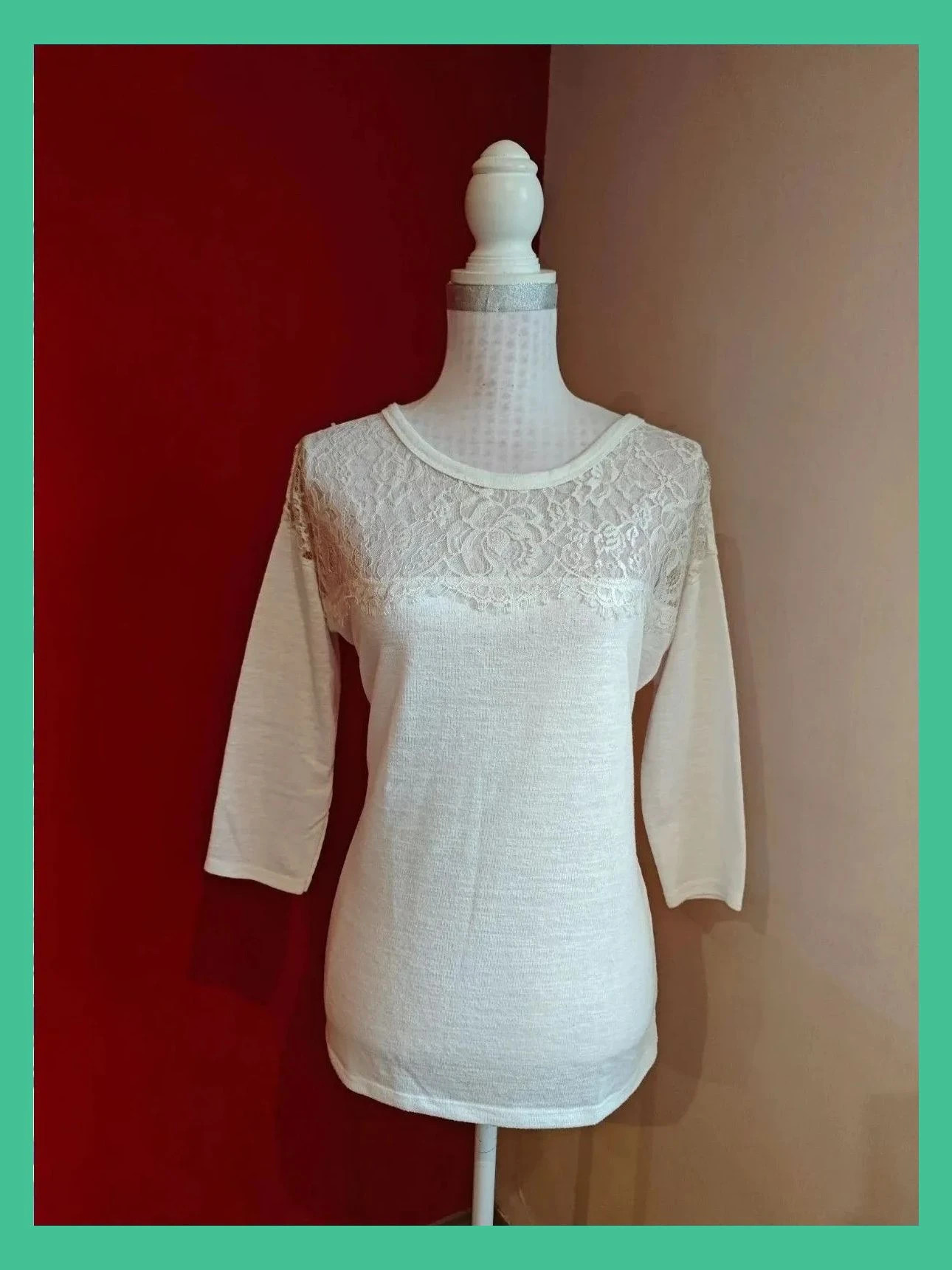 🌺Camiseta básica blanca con blonda en pecho – C&A – taille S / 36 / 8 2