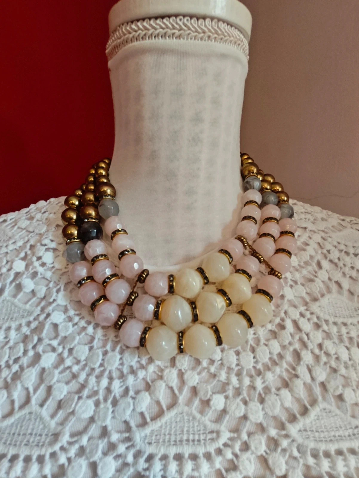 🌺 Elegante conjunto de gargantilla y pulsera con tres vueltas – Bijou Brigitte 2