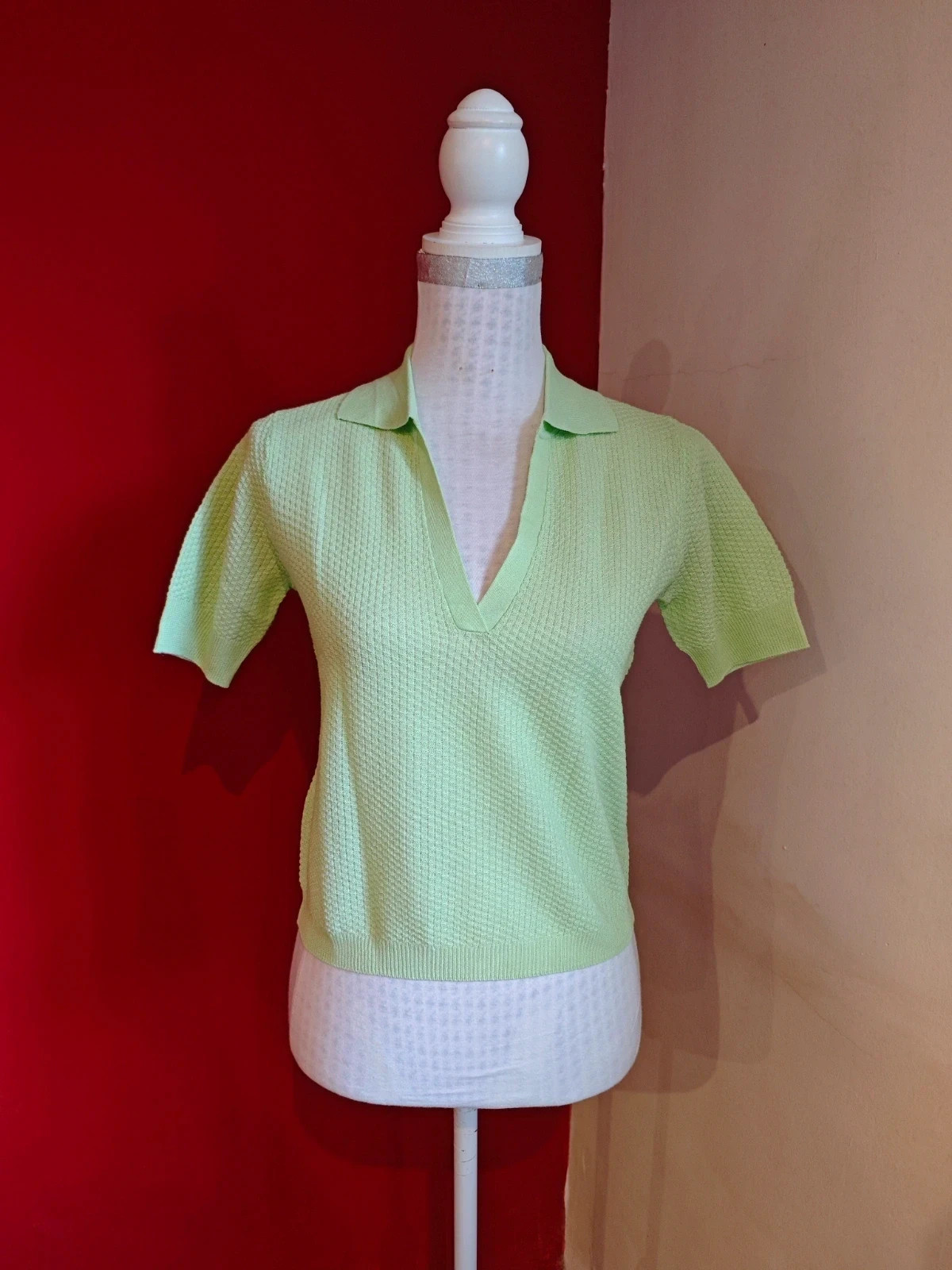 🌺Camiseta polo corto de algodón con cuello camisero verde menta. Talla XS
