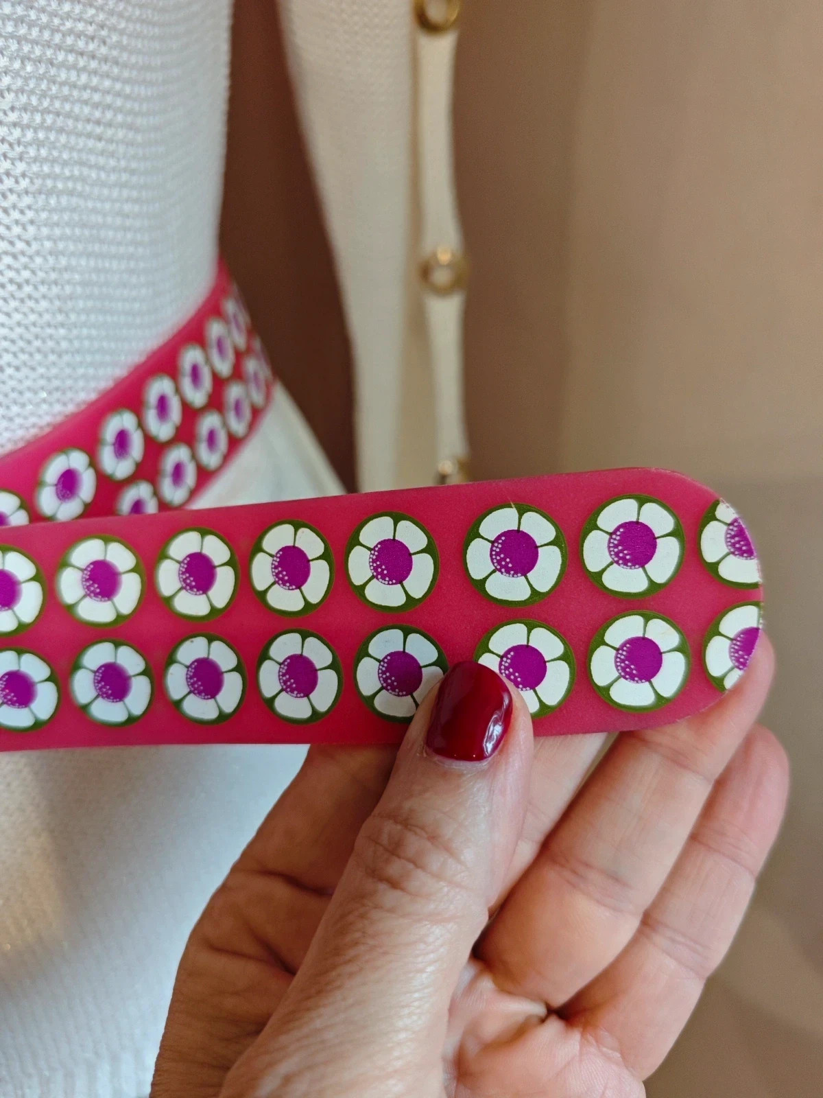 🌺Cinturón super chulo de silicona rosa con flores estampadas y hebilla plateada – taille 95 cm 4