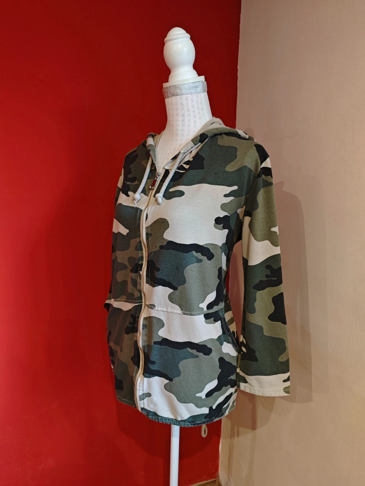 🌺 Sudadera con capucha y cremallera y estampado camuflaje – New Collection – taille XXXL / 46 / 18 3