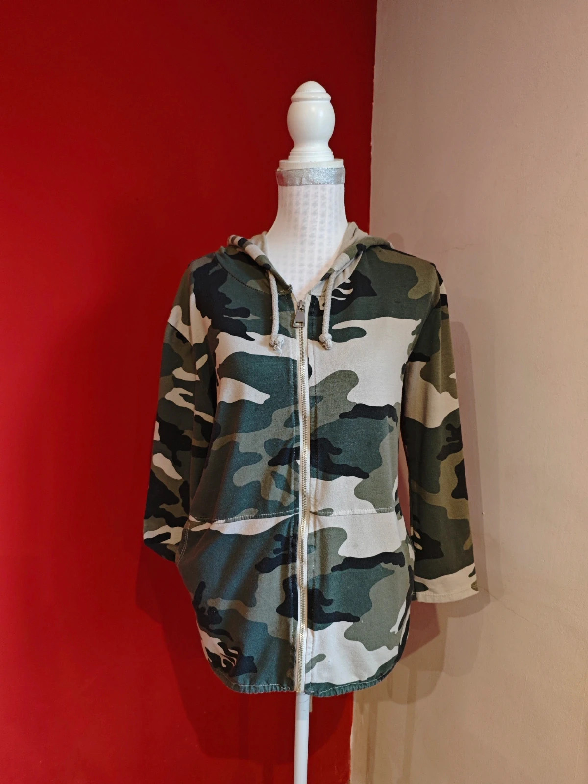🌺 Sudadera con capucha y cremallera y estampado camuflaje – New Collection – taille XXXL / 46 / 18 2