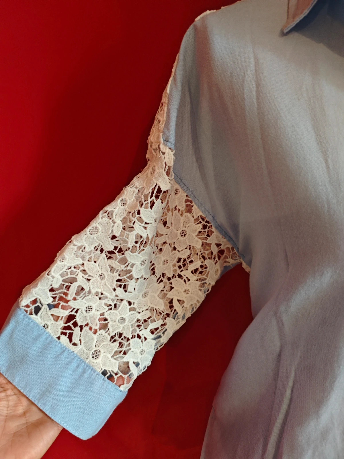 🌺 Camisa azul con crochet blanco en mangas y espalda – VerySimple – taille XXXL / 46 / 18 4