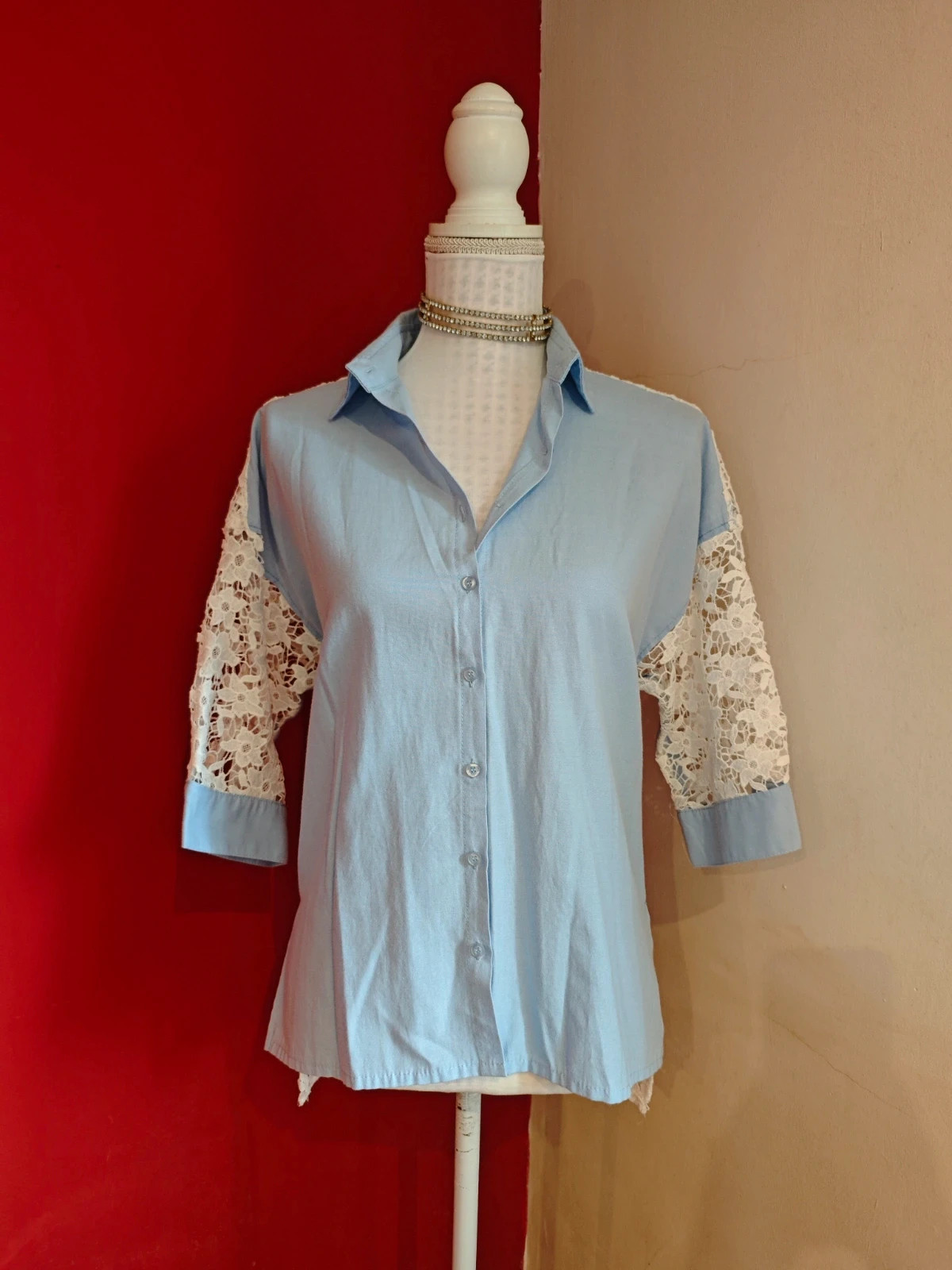 🌺 Camisa azul con crochet blanco en mangas y espalda – VerySimple – taille XXXL / 46 / 18 2
