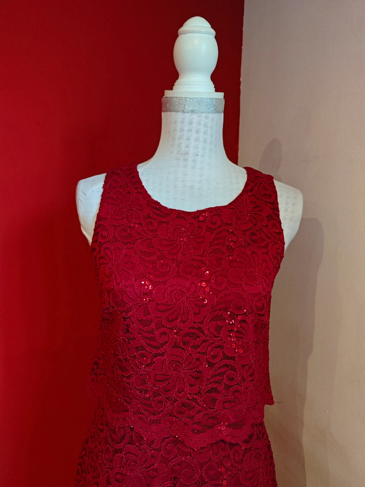 🌺Vestido de blonda roja con lentejuelas para eventos – Dresses Yessica – taille S / 36 / 8 4