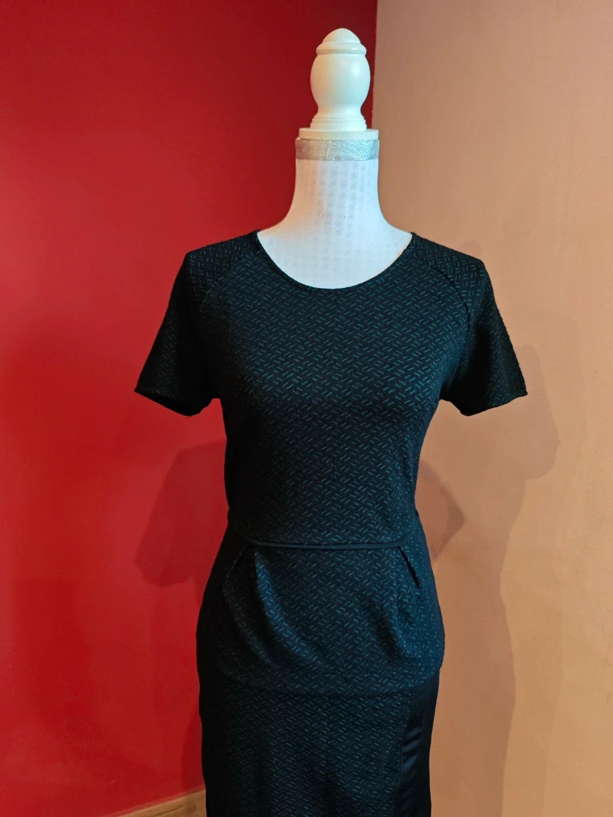 🌺 Conjunto de falda y top negro con pintas verdes, de Trucco – Trucco – taille M / 38 / 10 4