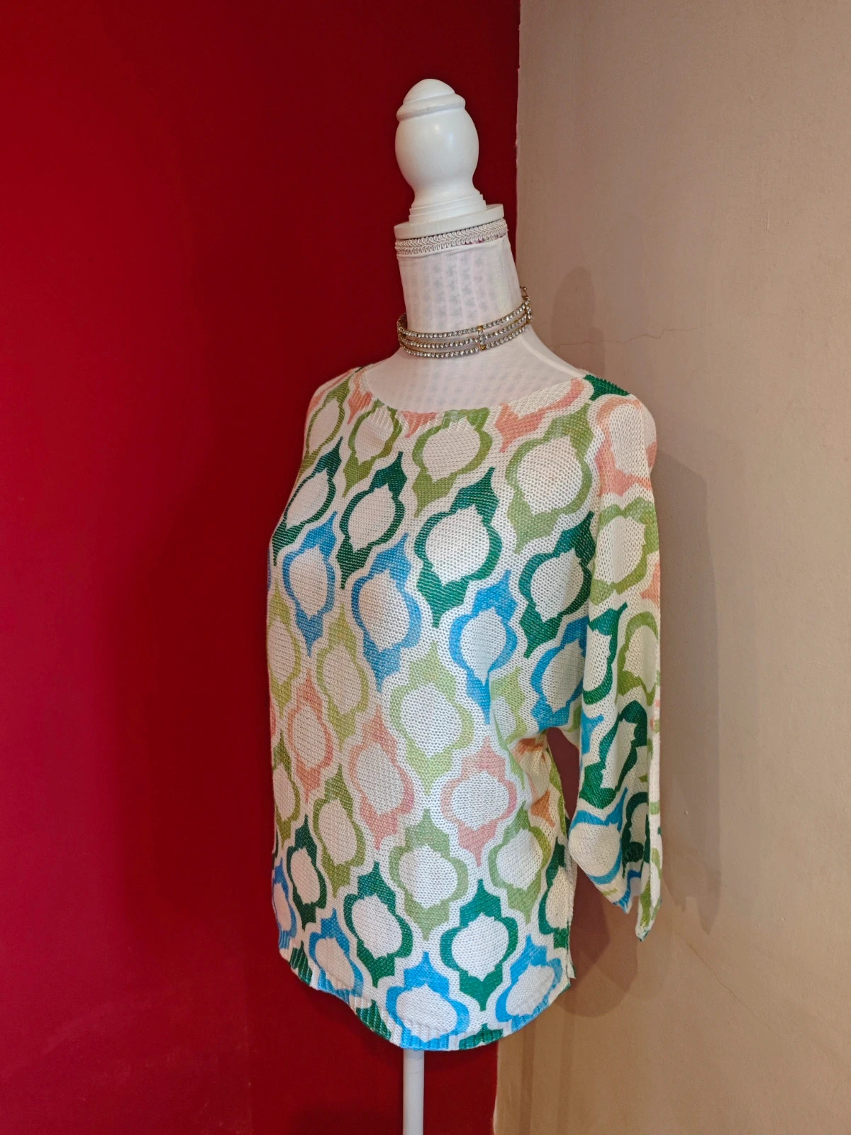 🌺 Precioso jersey de entretiempo de punto blanco con figuras geométricas multicolor – taille XXL / 44 / 16 3