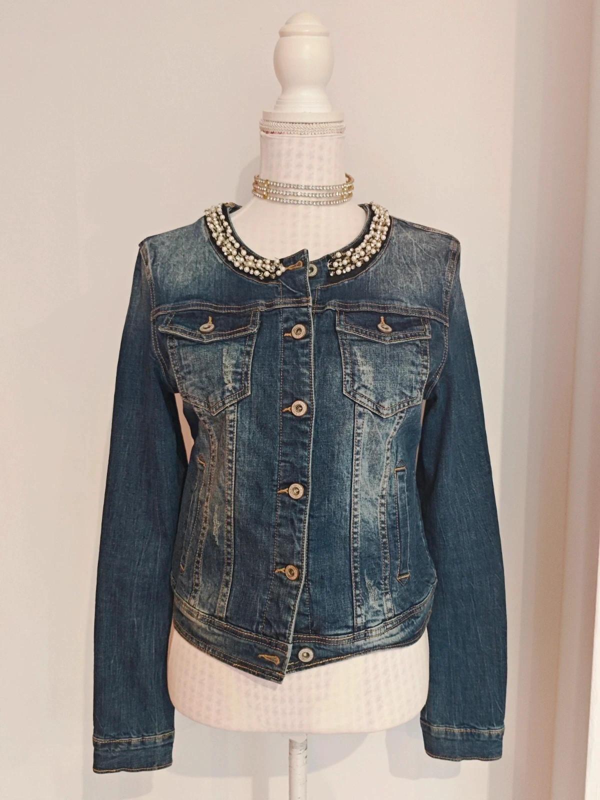 🌺 Preciosa chaqueta corta vaquera super chula con cuello de perlas y brillantes – Water Jeans – taille XL / 42 / 14 2
