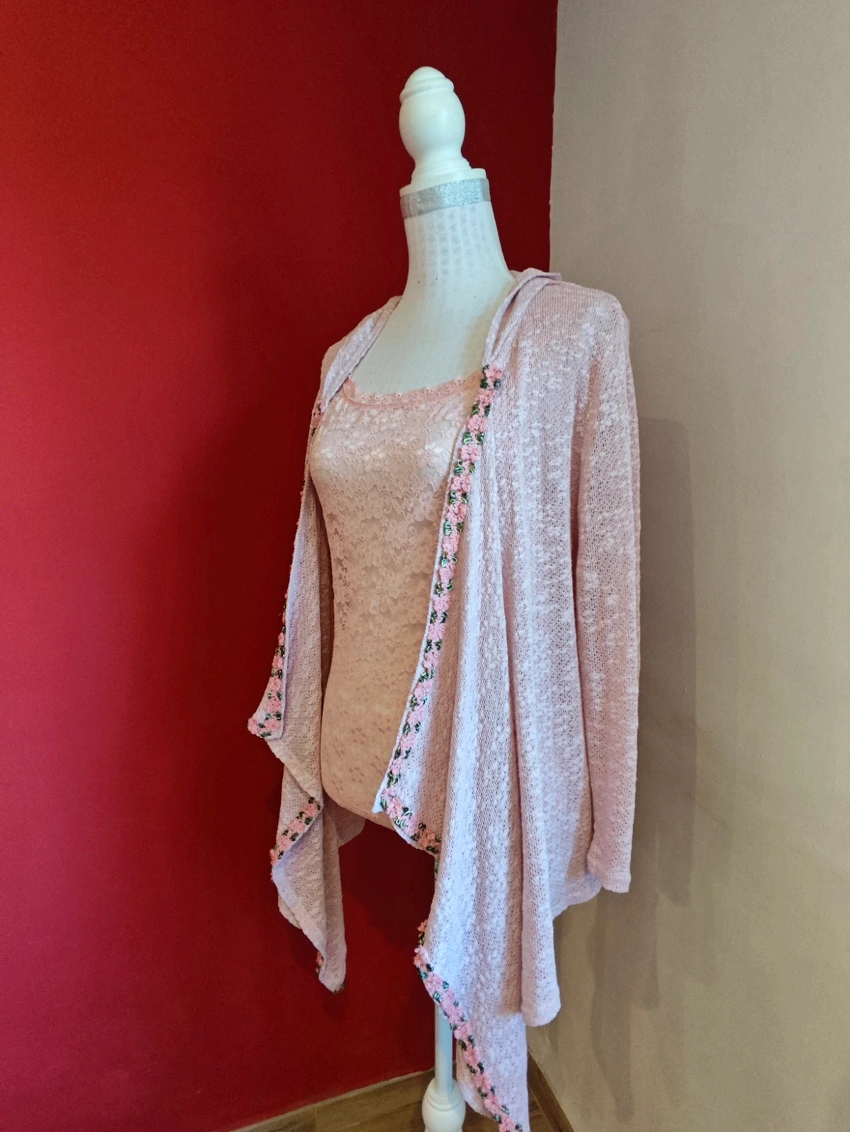 🌺Chaqueta de punto de algodón rosa jaspeado con pasamanería bordada – Colours of the World – taille 4XL / 48 / 20 3