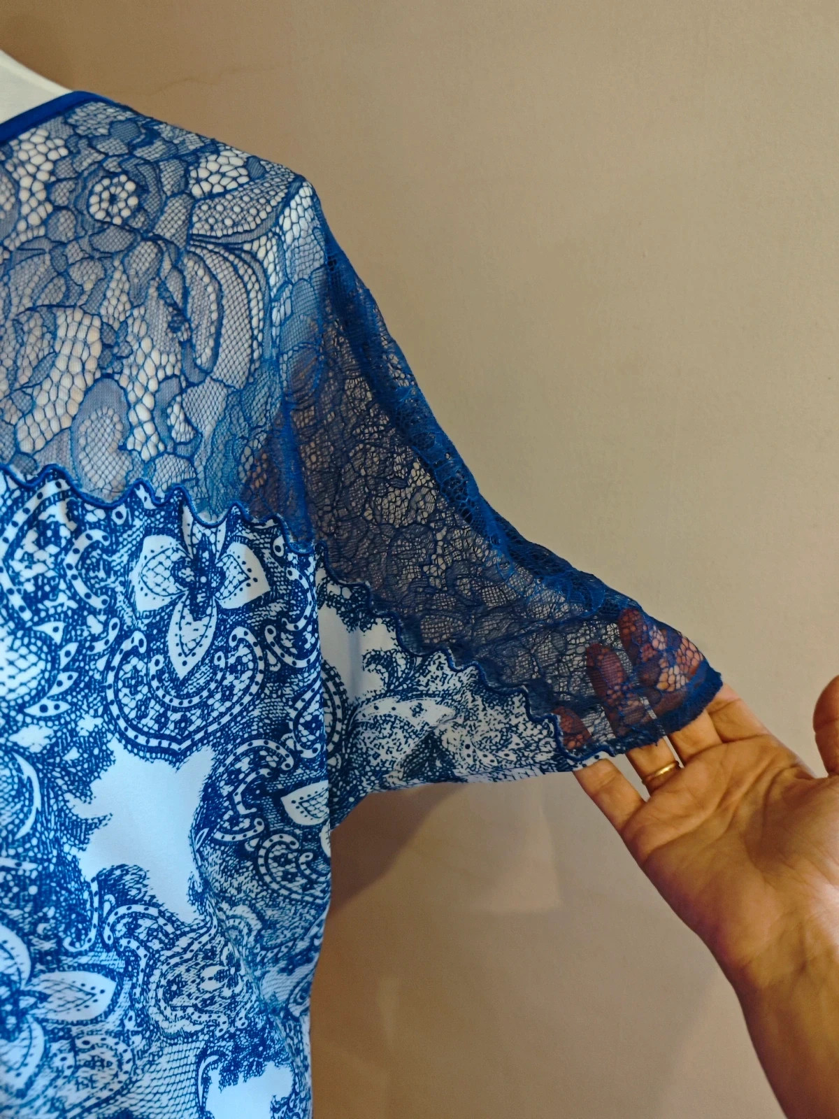 🌺Mini vestido asímetrico con flecos super original, de Zeila – Zeila – taille 5XL / 50 / 22 5