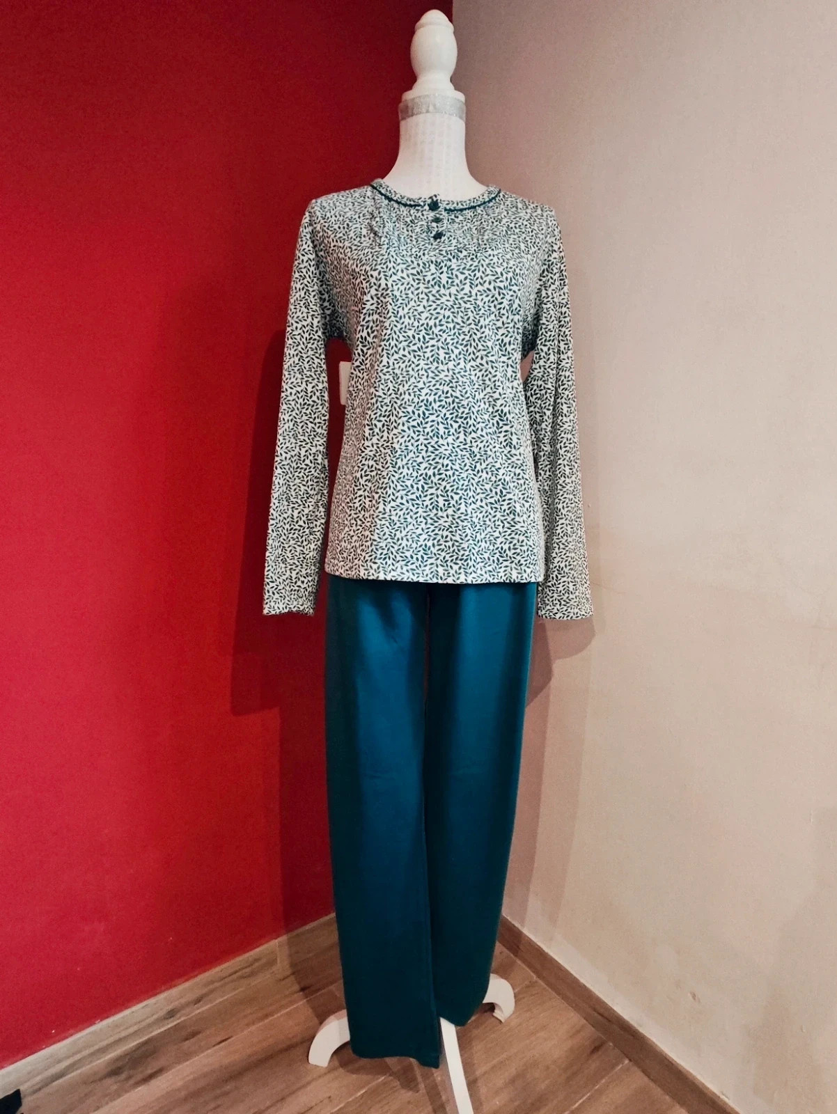 🌺Pijama de algodón 85% verde y blanco con estampado de hojas en la camiseta – Sweet Secret – taille L / 40 / 12 2
