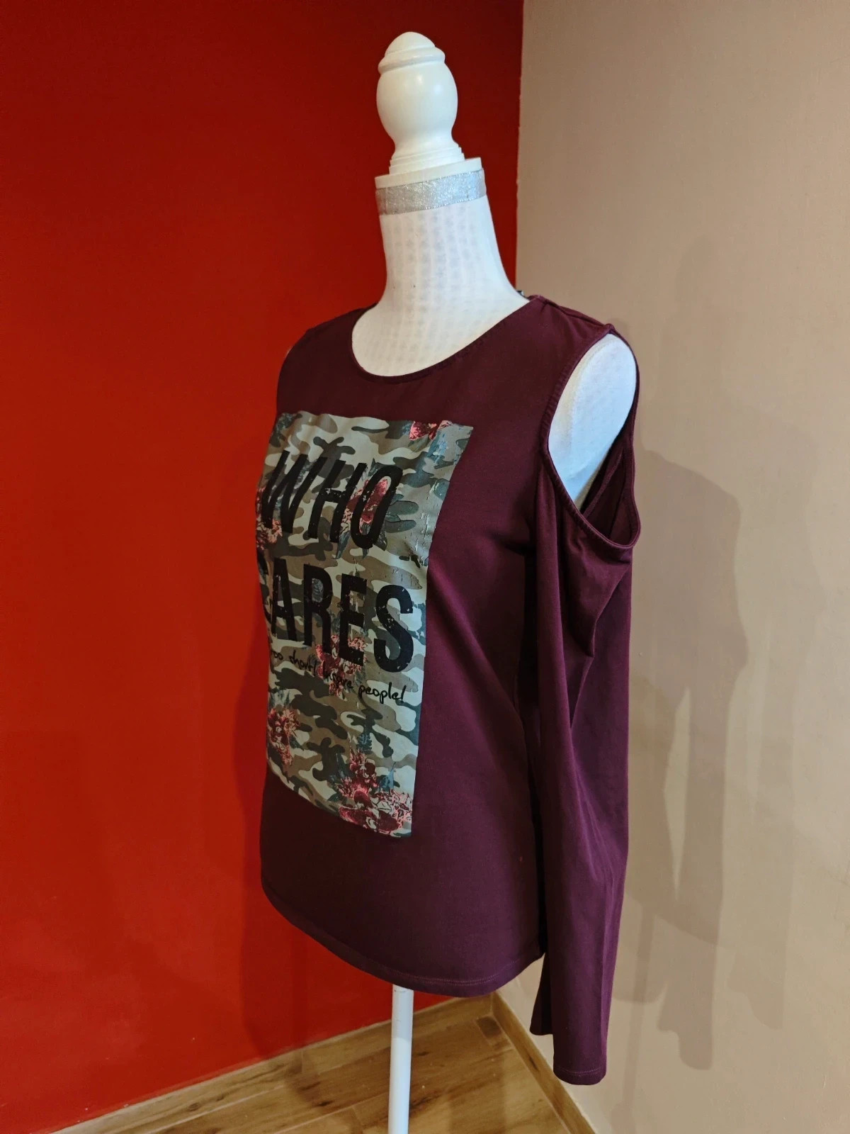 🌺 Original camiseta morada con estampado delante y hombros al aire – Emoi by Emonite – taille XL / 42 / 14 3
