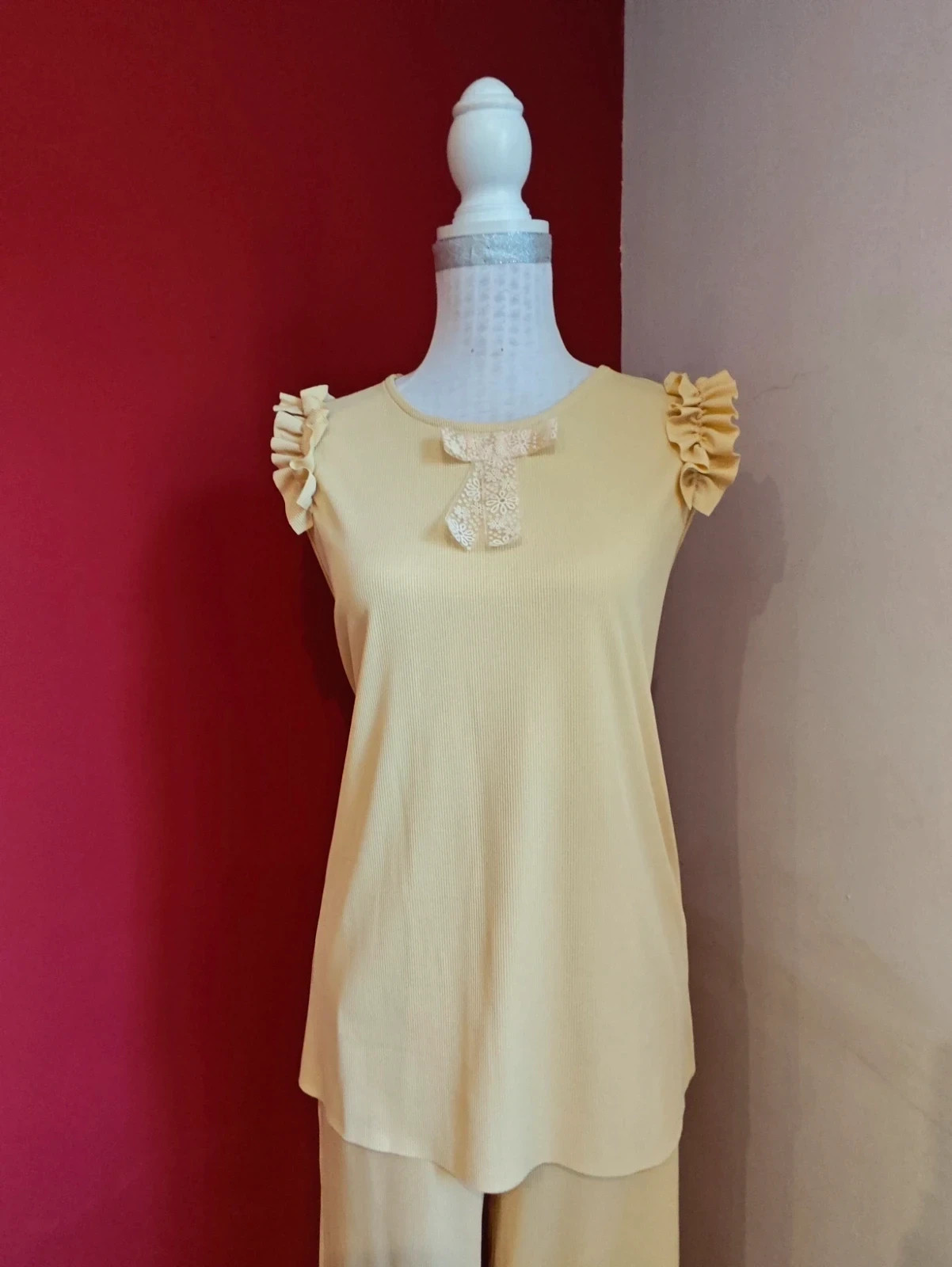 🌺 Conjunto de top y pantalón de punto fino amarillo suave – Elisa – taille XL / 42 / 14 4
