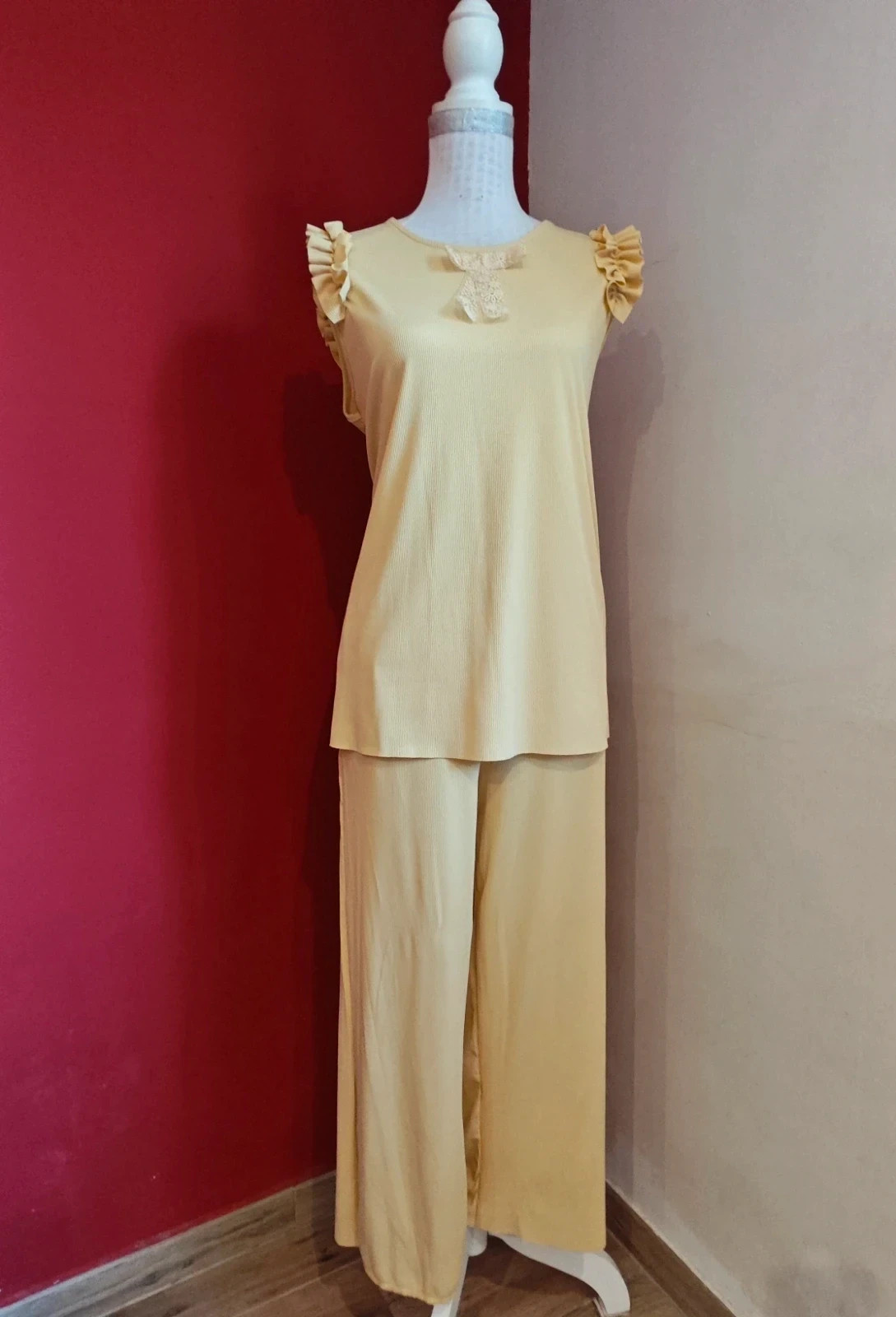 🌺 Conjunto de top y pantalón de punto fino amarillo suave – Elisa – taille XL / 42 / 14 2