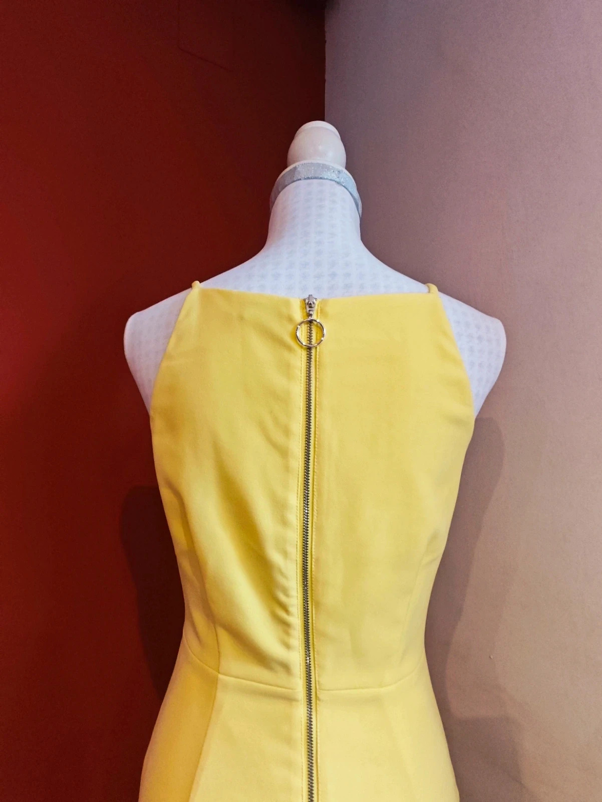 🌺Vestido entallado amarillo de tirantes con cremallera trasera – H&M – taille M / 38 / 10 5
