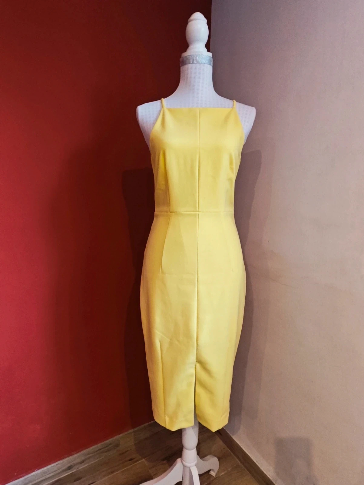 🌺Vestido entallado amarillo de tirantes con cremallera trasera