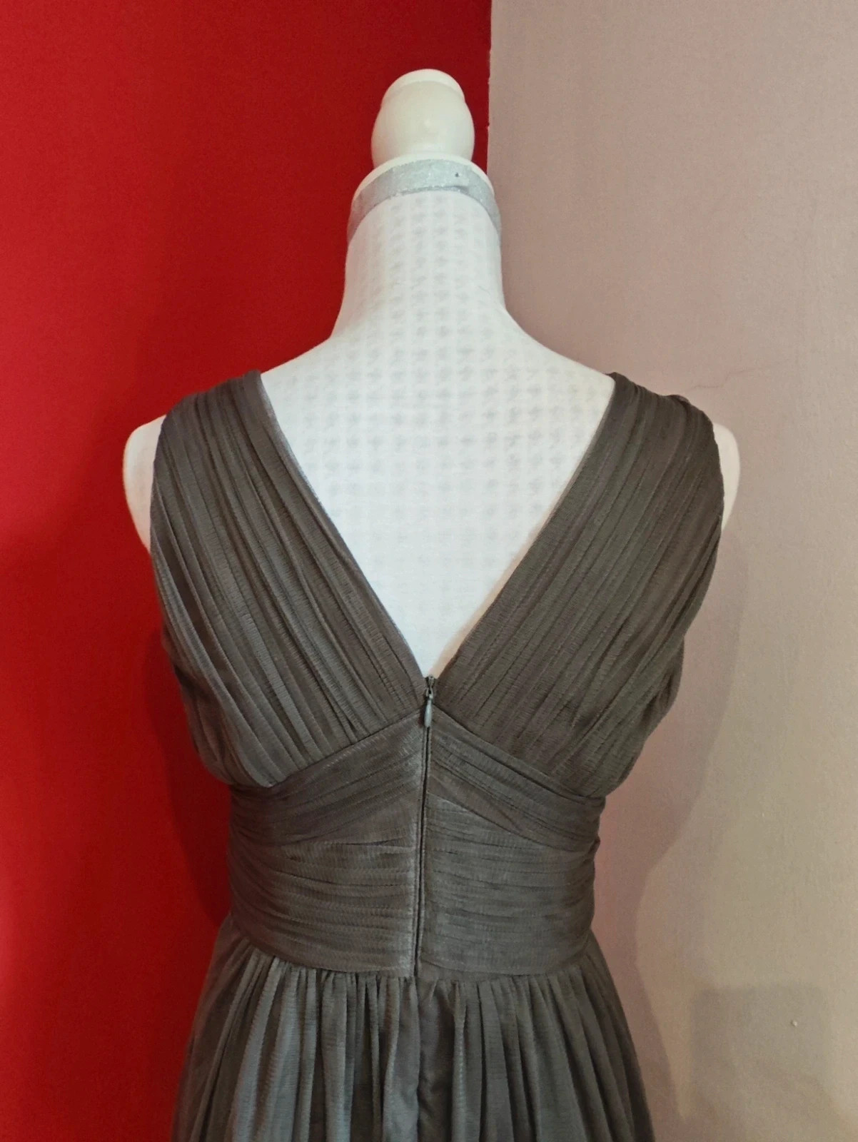 🌺Vestido de gasa gris y parte superior drapeada y con brillantes plateados,de Esprit – Esprit – taille M / 38 / 10 5