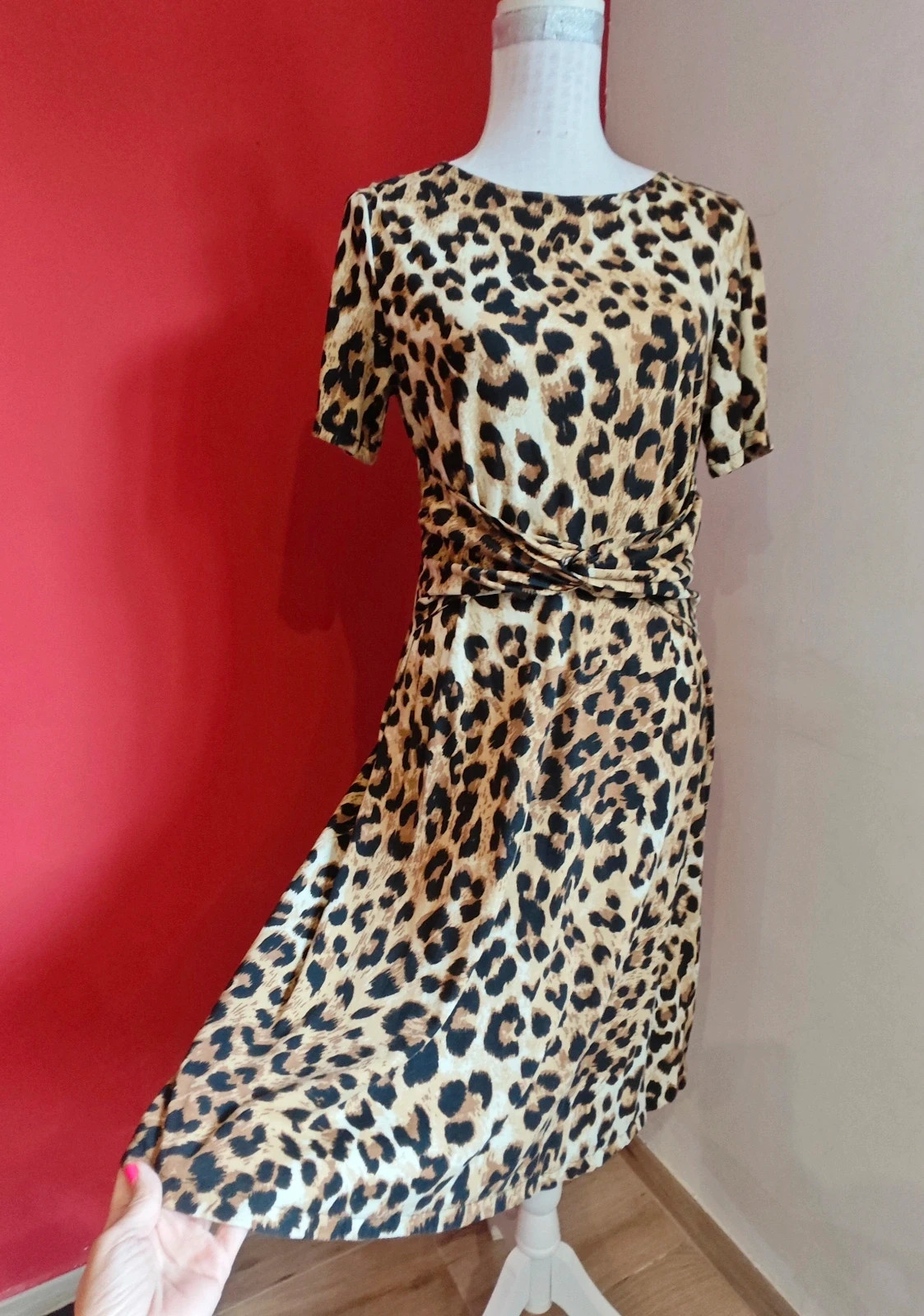 🌺Vestido estampado animal print con lazo nudo en cintura delantera