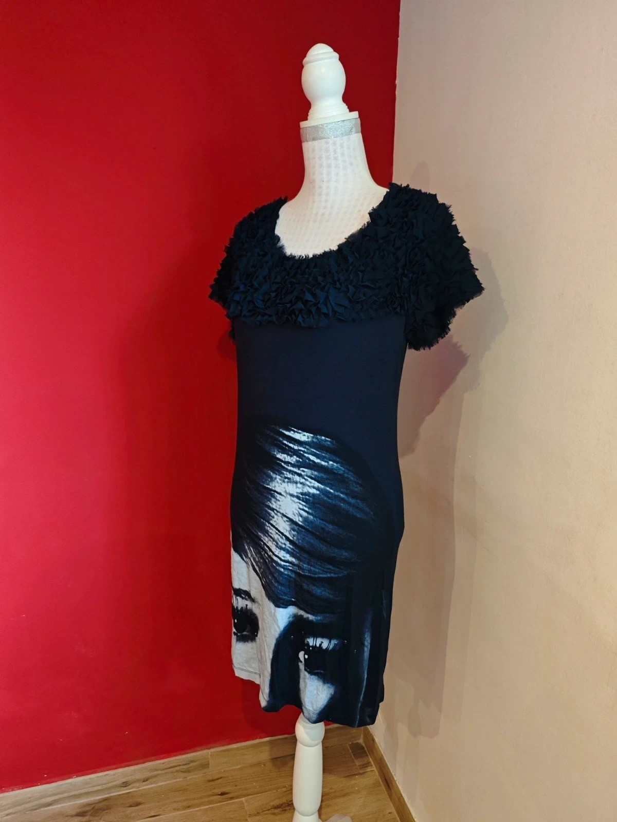 🌺Vestido azul marino con volantitos de gasa en la parte superior, de MNG Jeans – MNG Jeans – taille M / 38 / 10 2