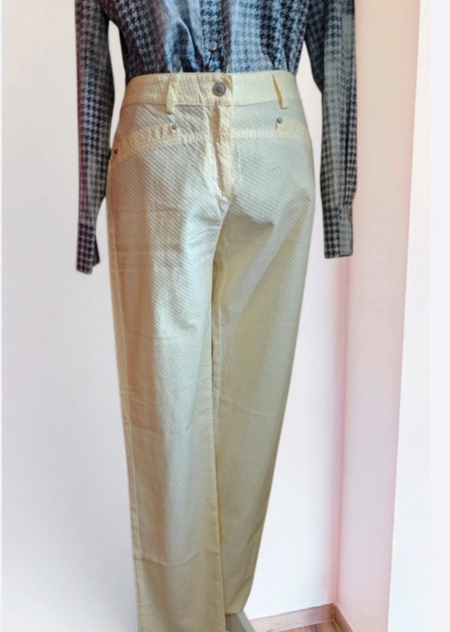 🌺 Pantalón de algodón amarillo suave, con relieves tipo rejilla, de Didi
