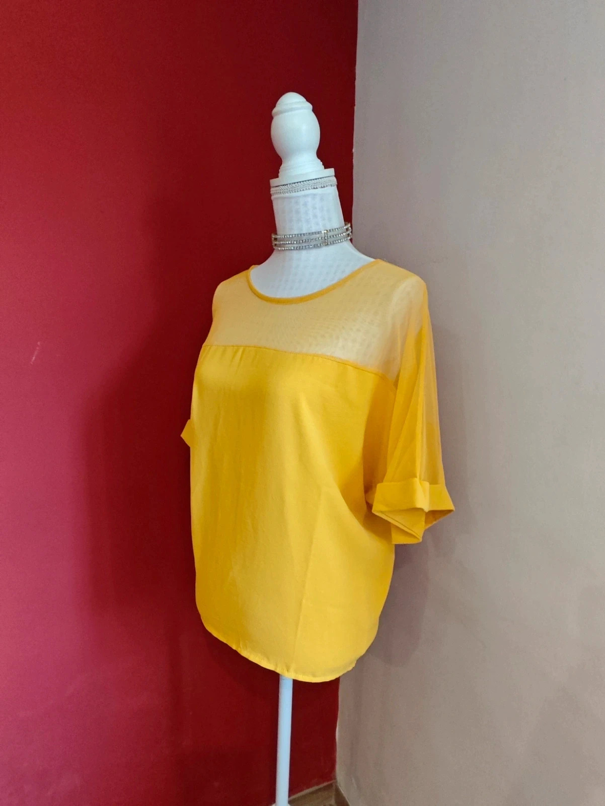 🌺Camiseta amarilla con tul arriba – New Collection – taille 6XL / 52 / 24 3