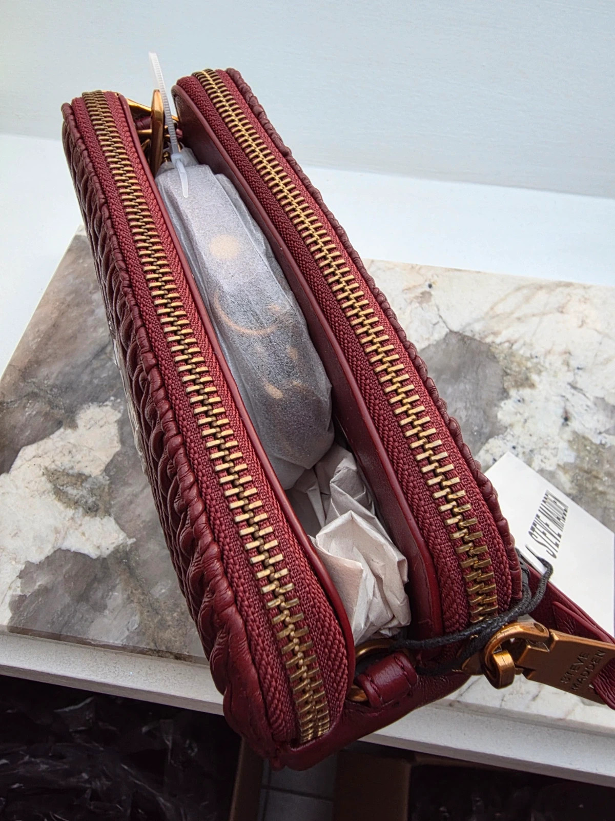 Sac Bandoulière Steve Madden Rouge Bordeaux Matelassé – Steve Madden 3