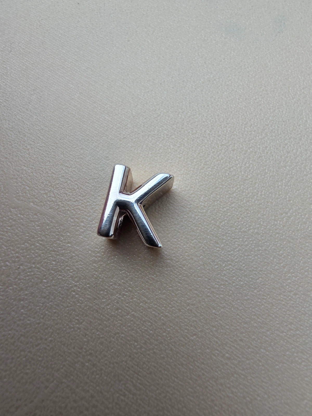 Charm lettre K – Charm 2