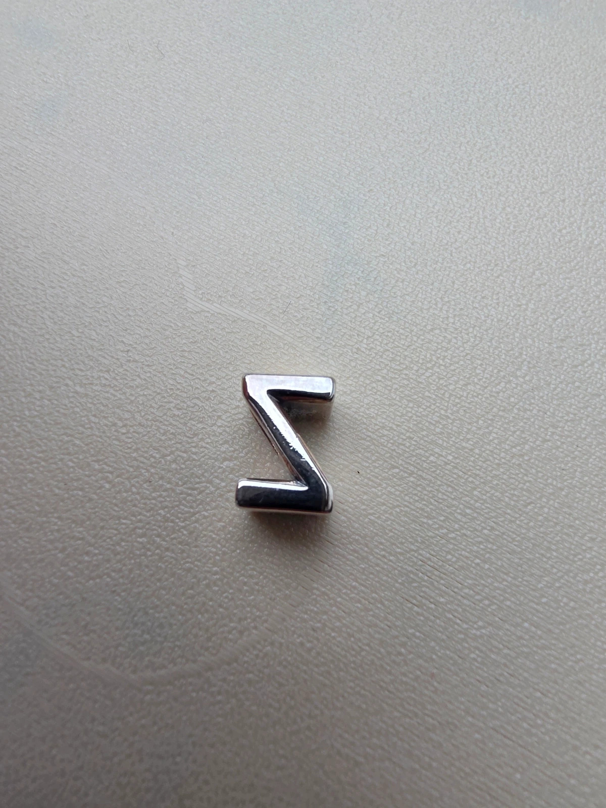 Charm lettre Z – Charm 3