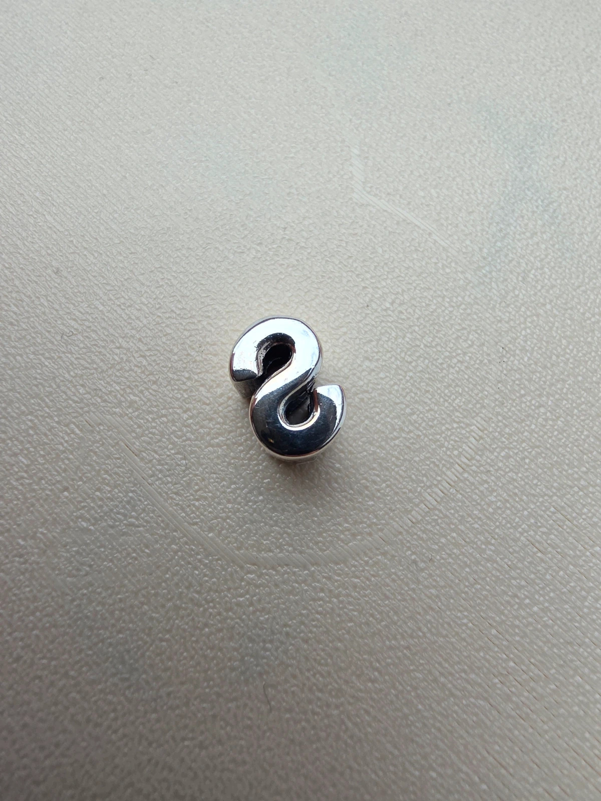 Charm lettre S – Charm 2