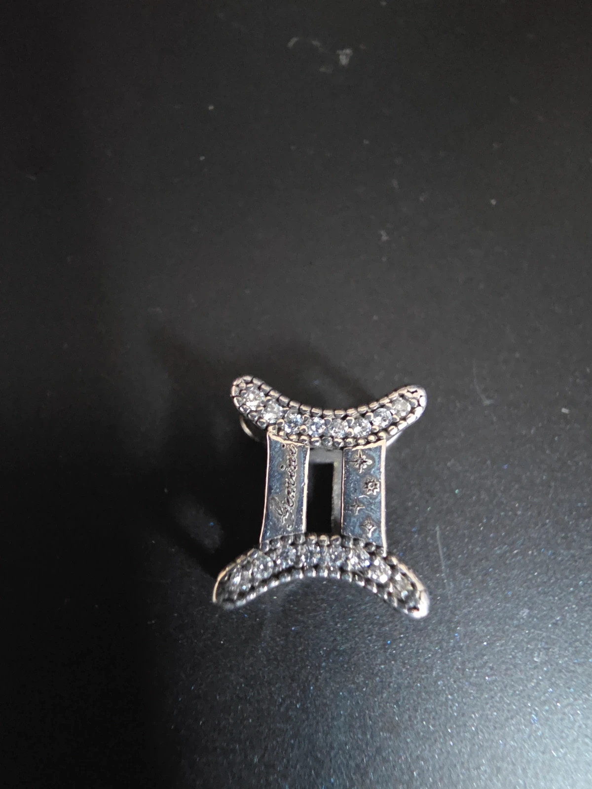 Charm signe astrologique Gémeaux – Charm