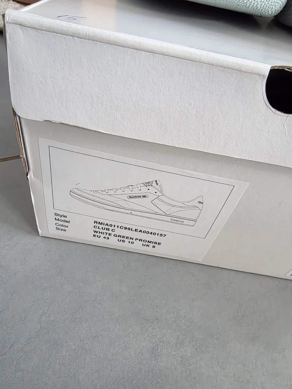 Baskets Reebok x Off-White Club C Blanches et Vert Fluorescent Pointure 43 Neuves – Reebok – taille 43 4