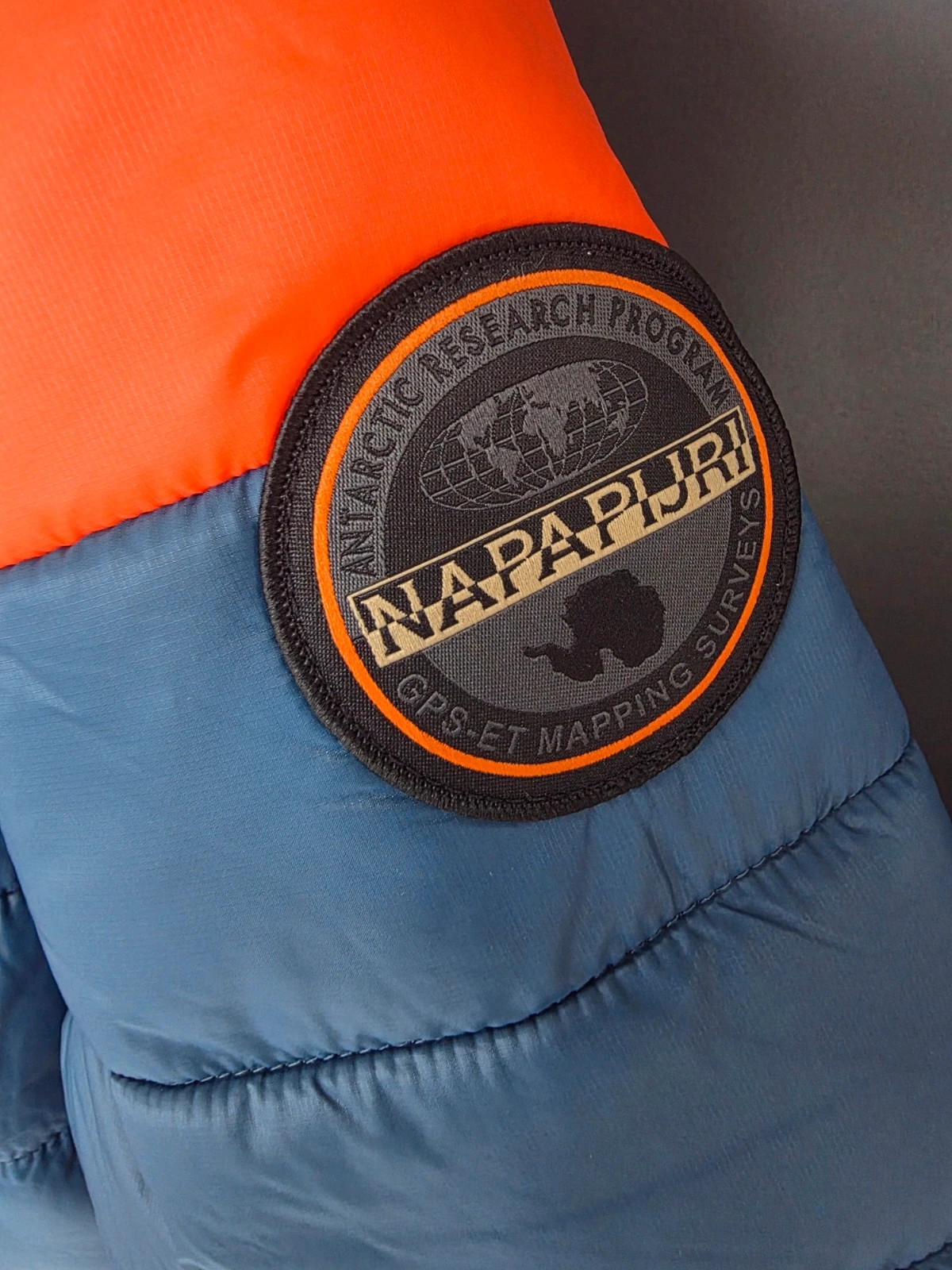 Doudoune à Capuche Homme Napapijri Bicolore Bleu Marine / Orange Taille L Neuve avec étiquette – Napapijri – taille L 2