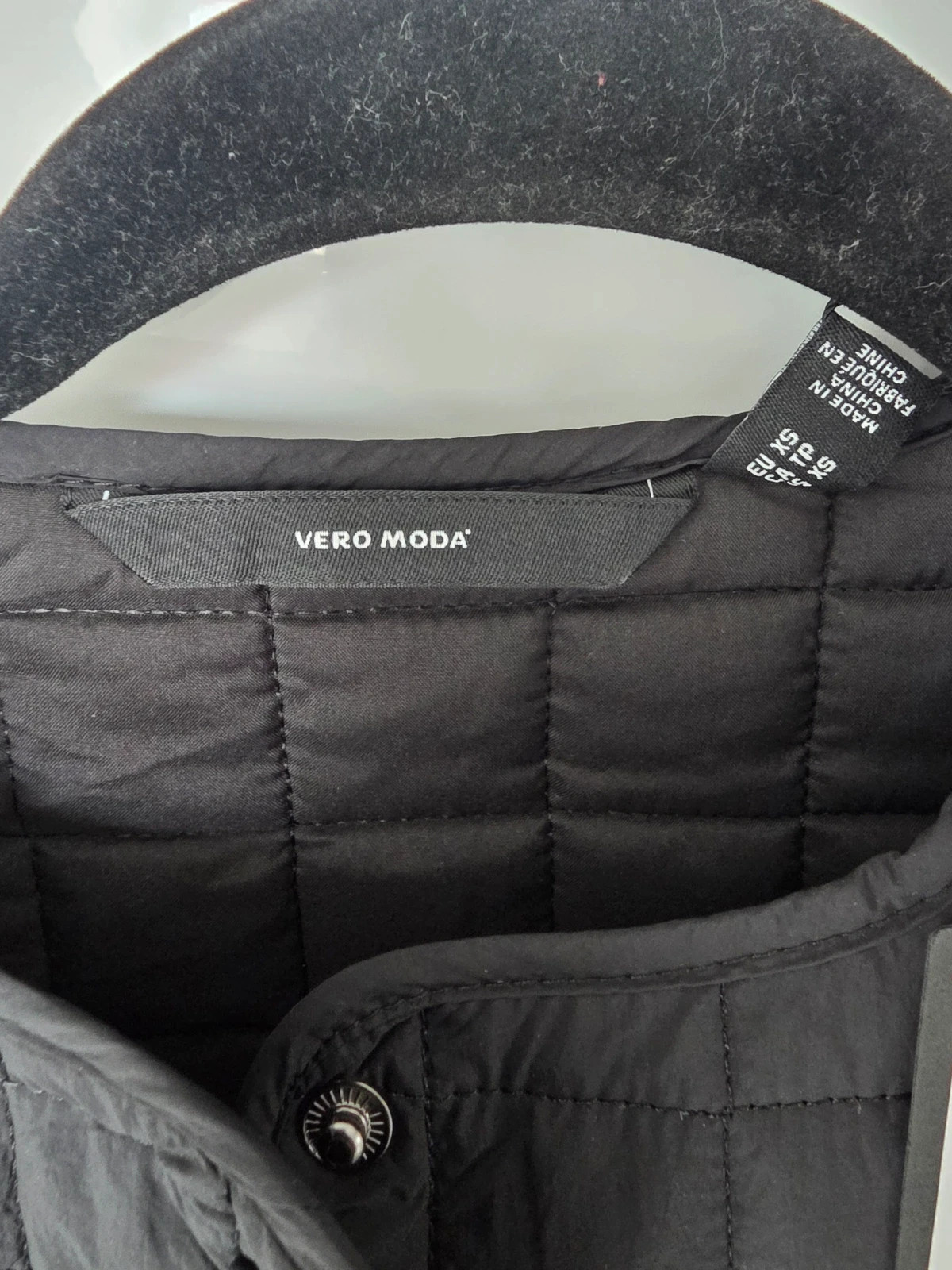 Veste / Doudoune Légère Femme Vero Moda Noire Matelassée Taille XS Neuve avec étiquette – Vero Moda – taille XS / 34 / 6 3