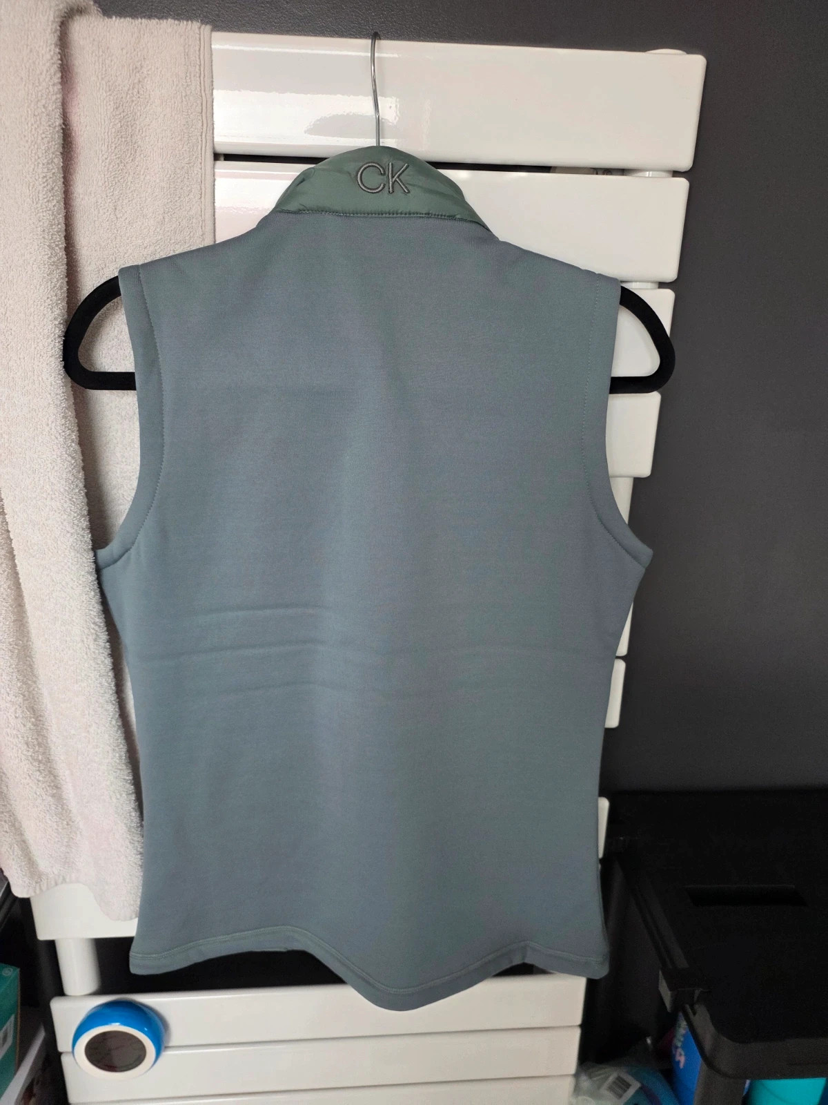 Doudoune sans manches hybride Calvin Klein Golf Vert sauge Gris Taille 38 S – Calvin Klein – taille S / 36 / 8 5