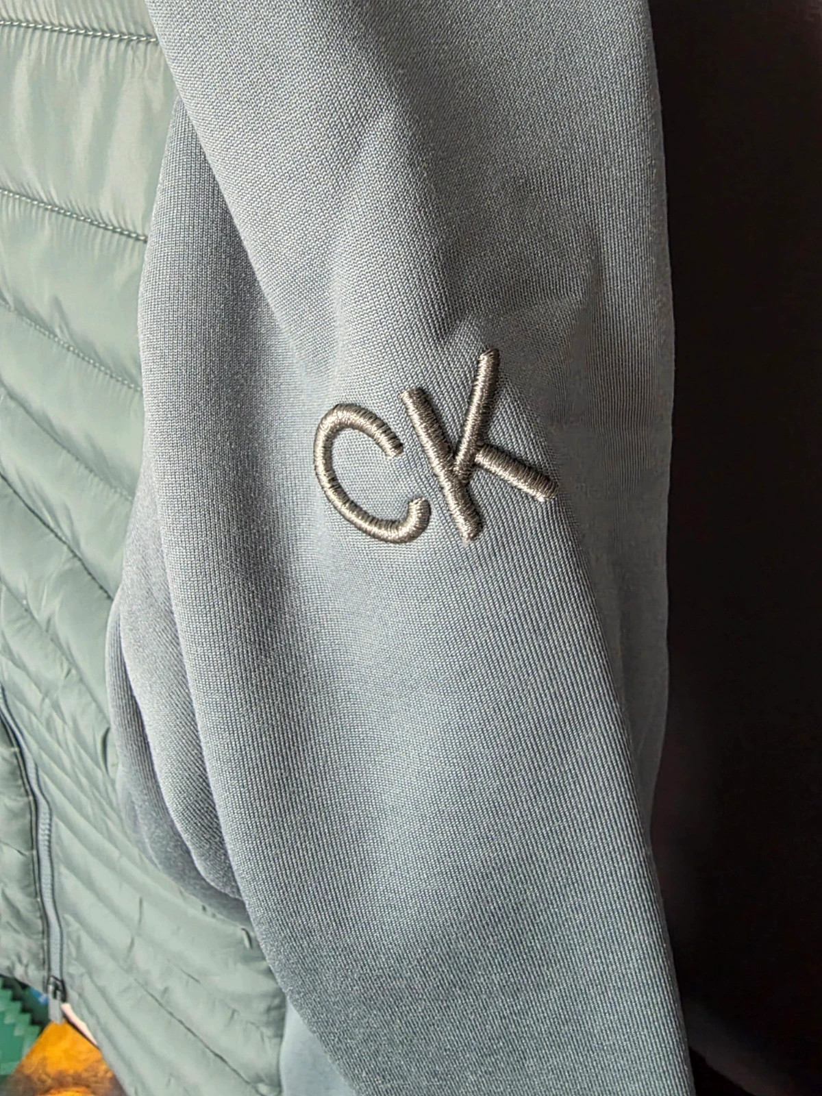 Veste de golf hybride Calvin Klein Golf Vert sauge Gris Taille 14 (L) – Calvin Klein – taille L / 40 / 12 2