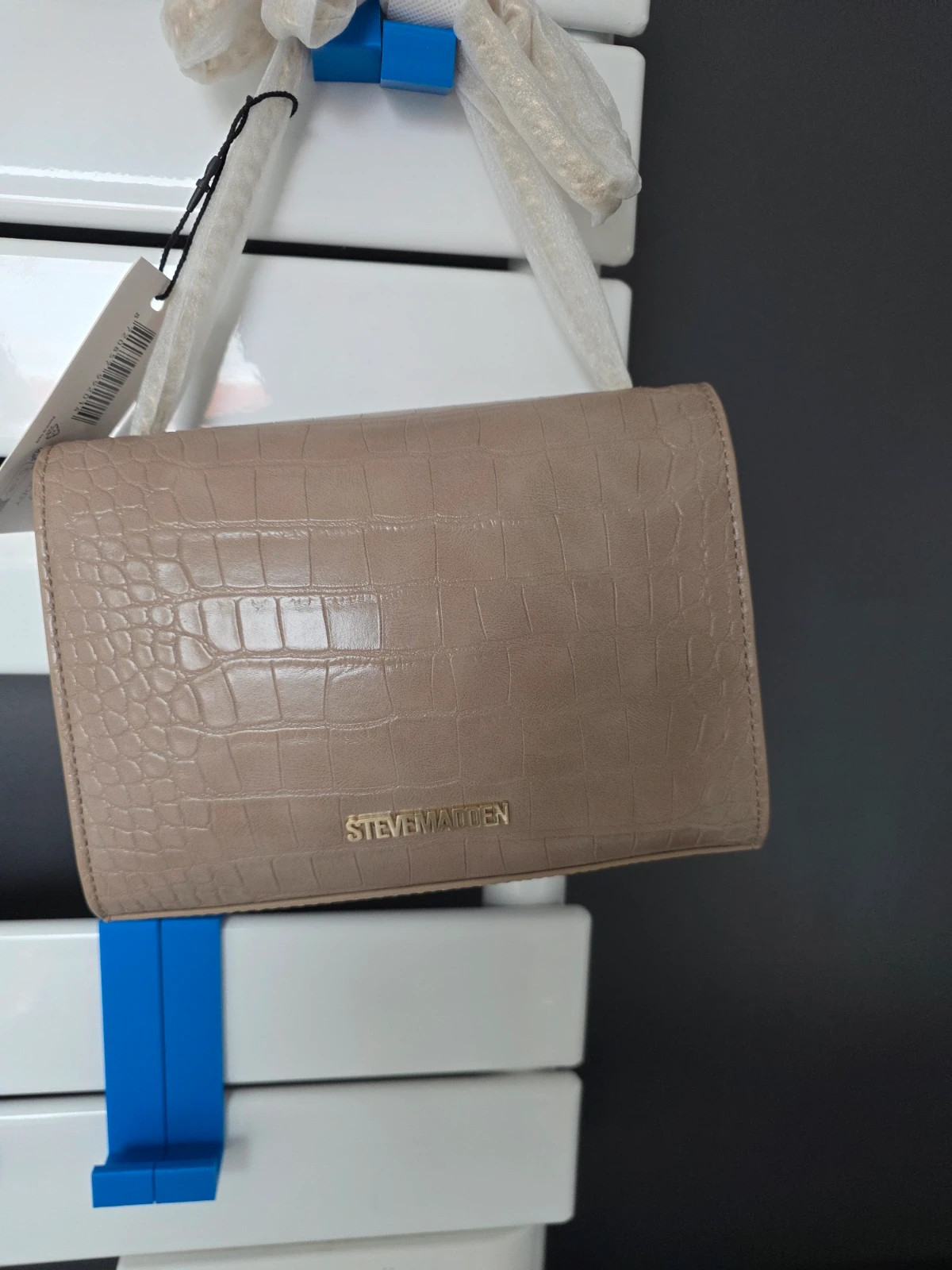 Sac pochette Steve Madden taupe effet crocodile – Steve Madden 3