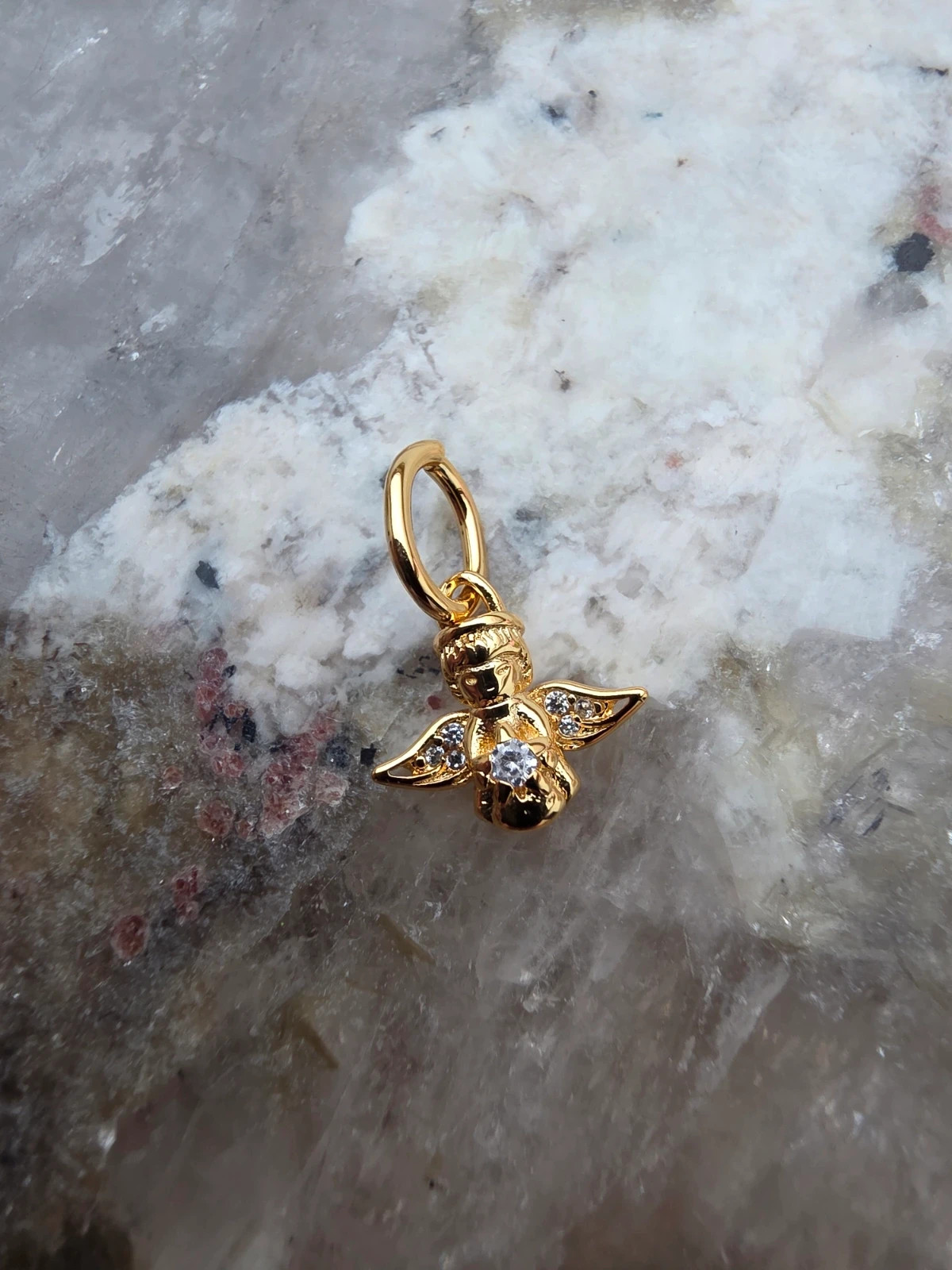 Charm petit ange dore – Charm 2