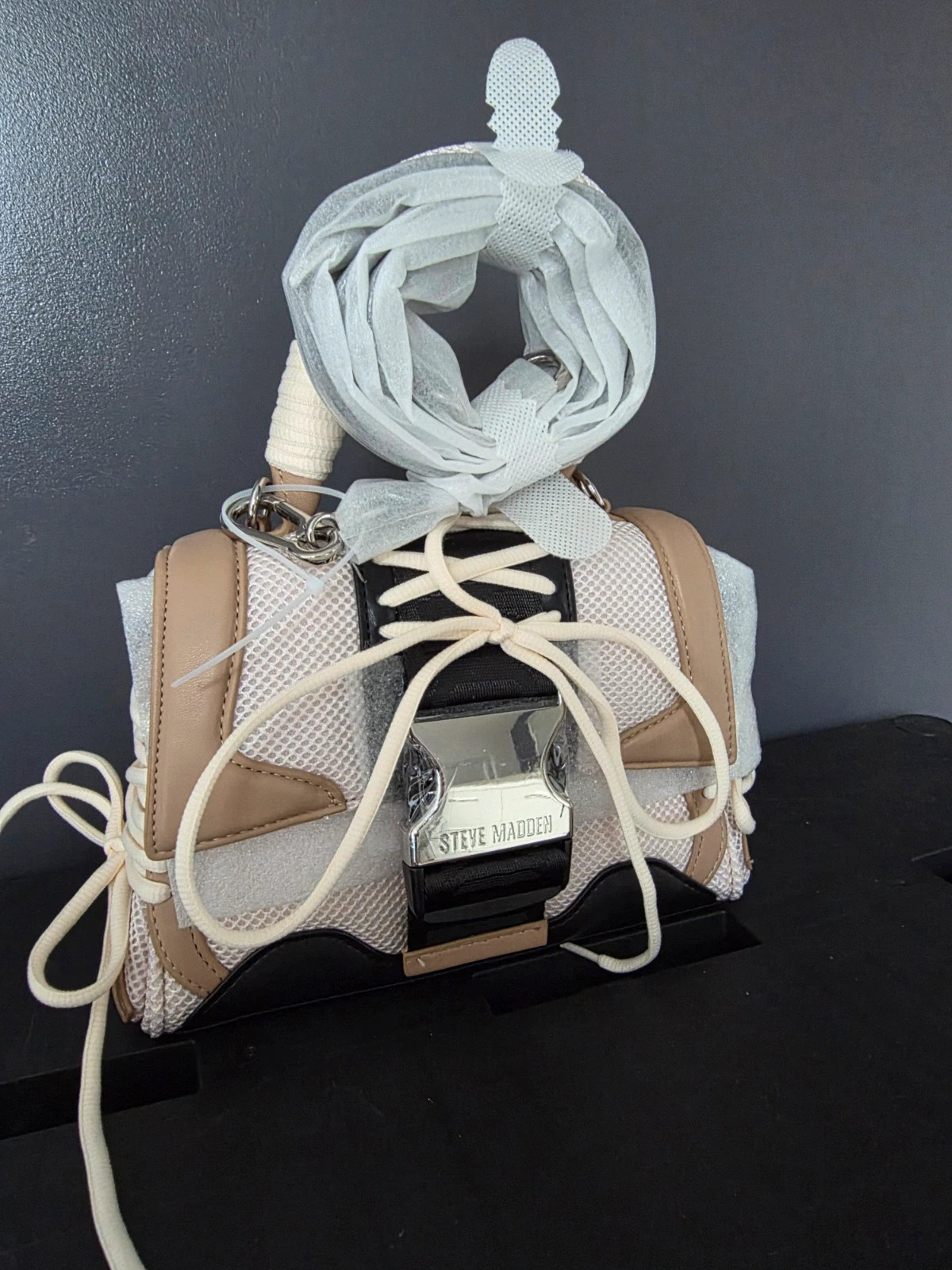 Sac à main Steve Madden style sneaker