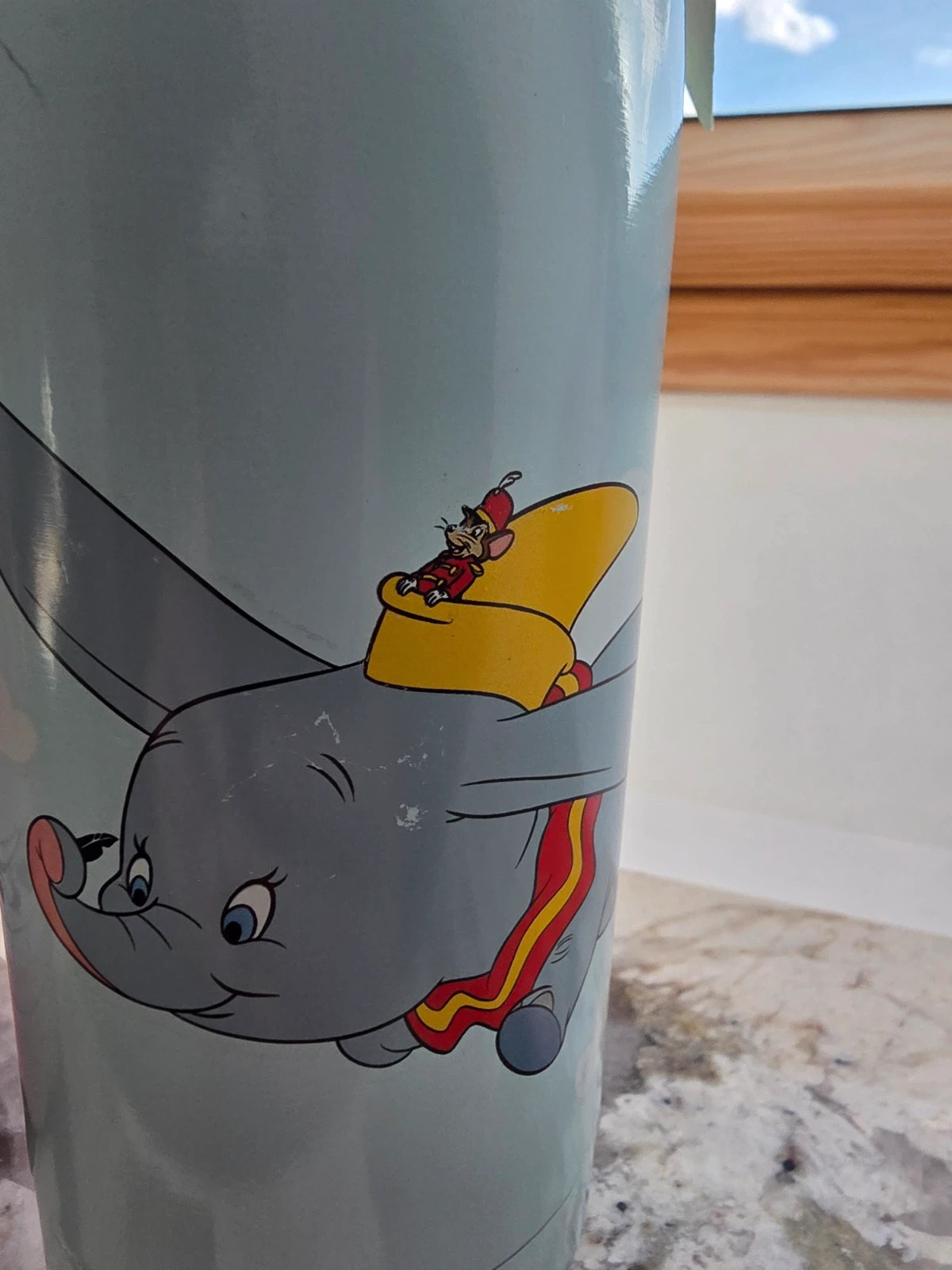 2 gourdes isothermes neuve Dumbo abîmé – Disney 2