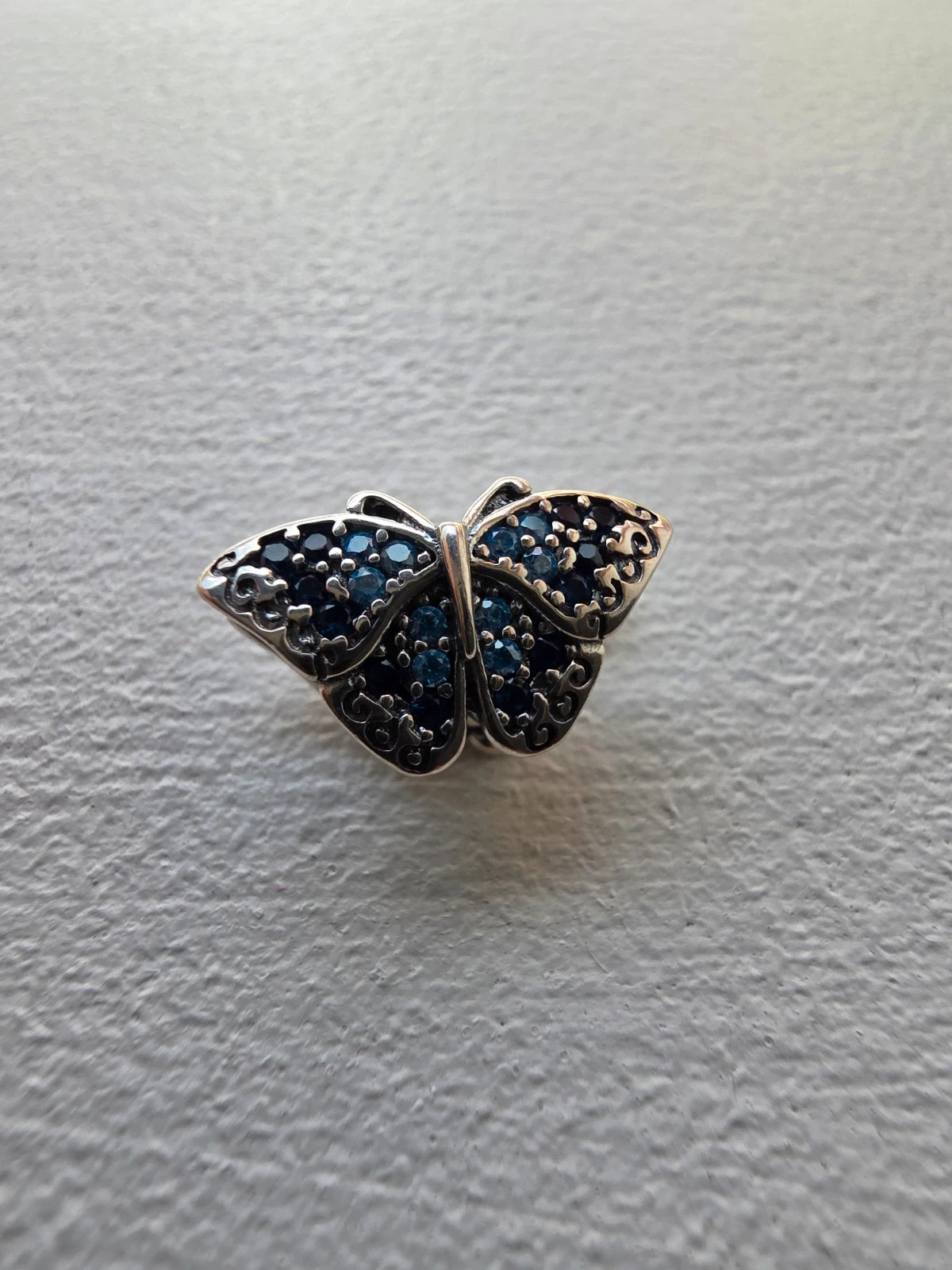 Charm papillon bleu – Charm