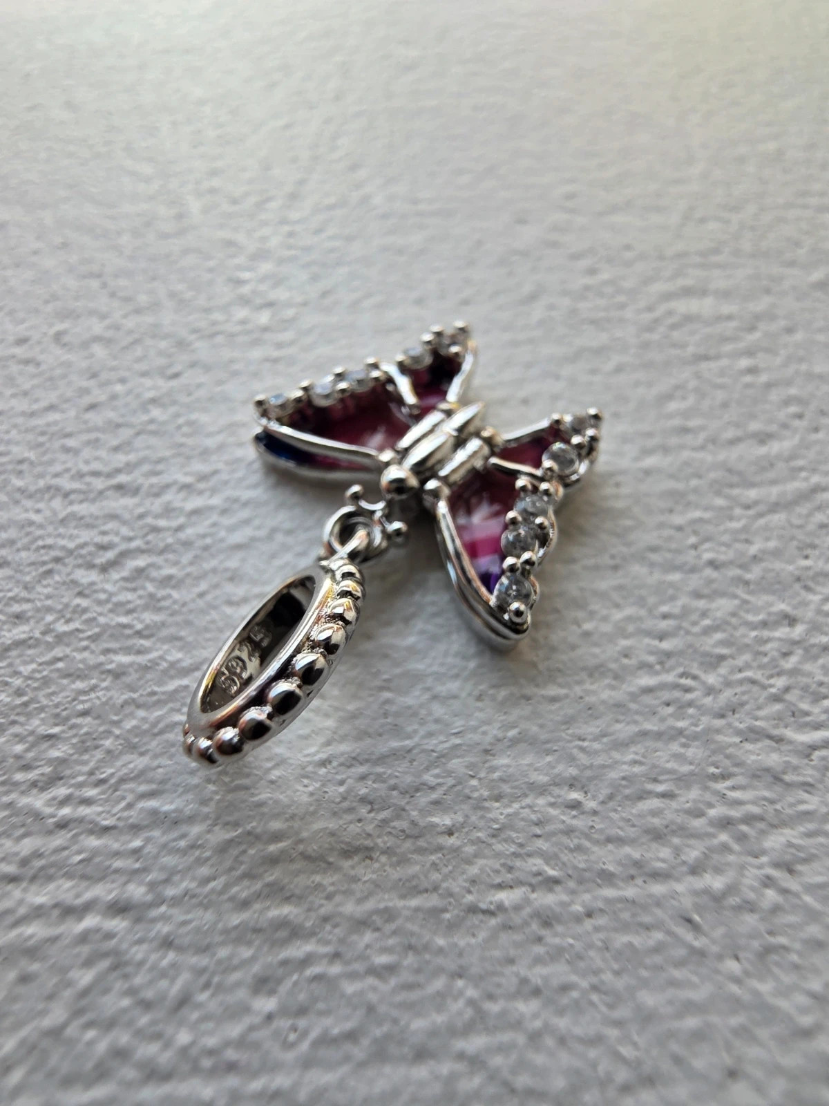 Charm papillon ailes deployable – Charm 2