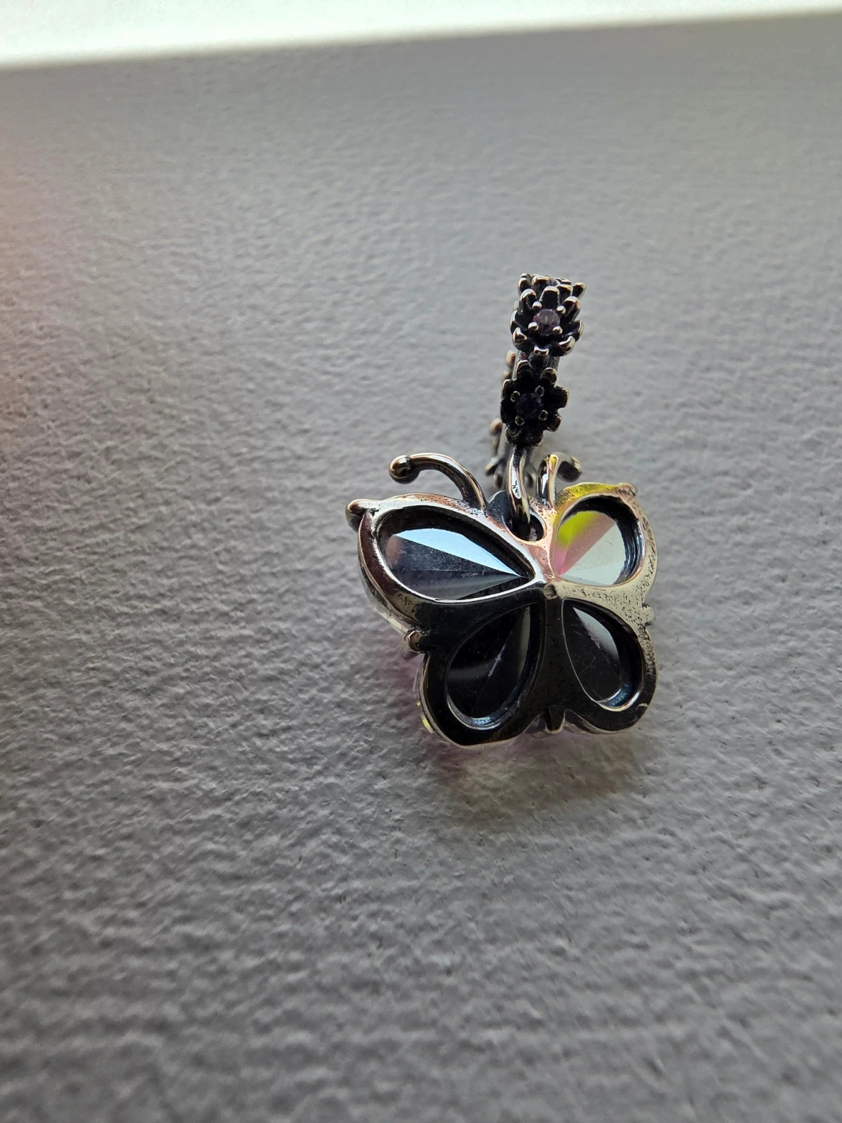 Charm papillon multicolore – Charm 2