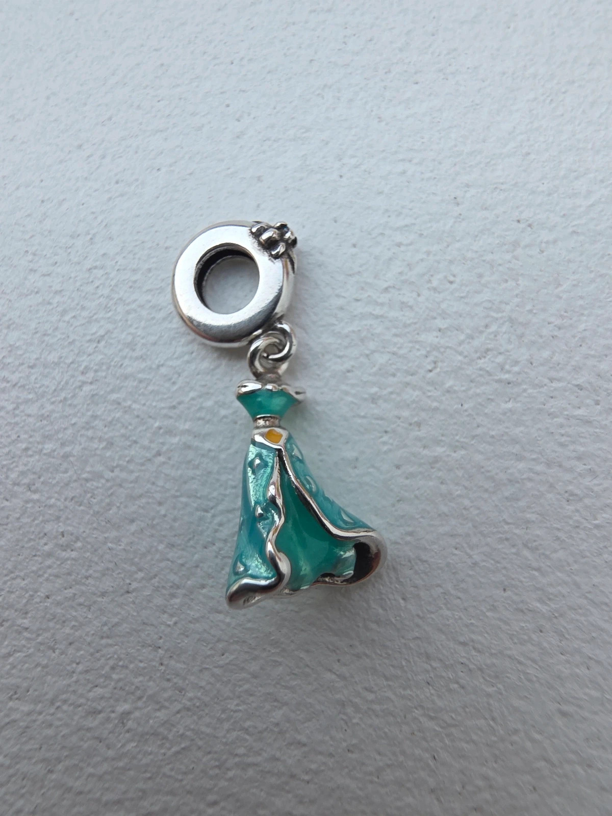 Charm robe de Jasmine – Charm