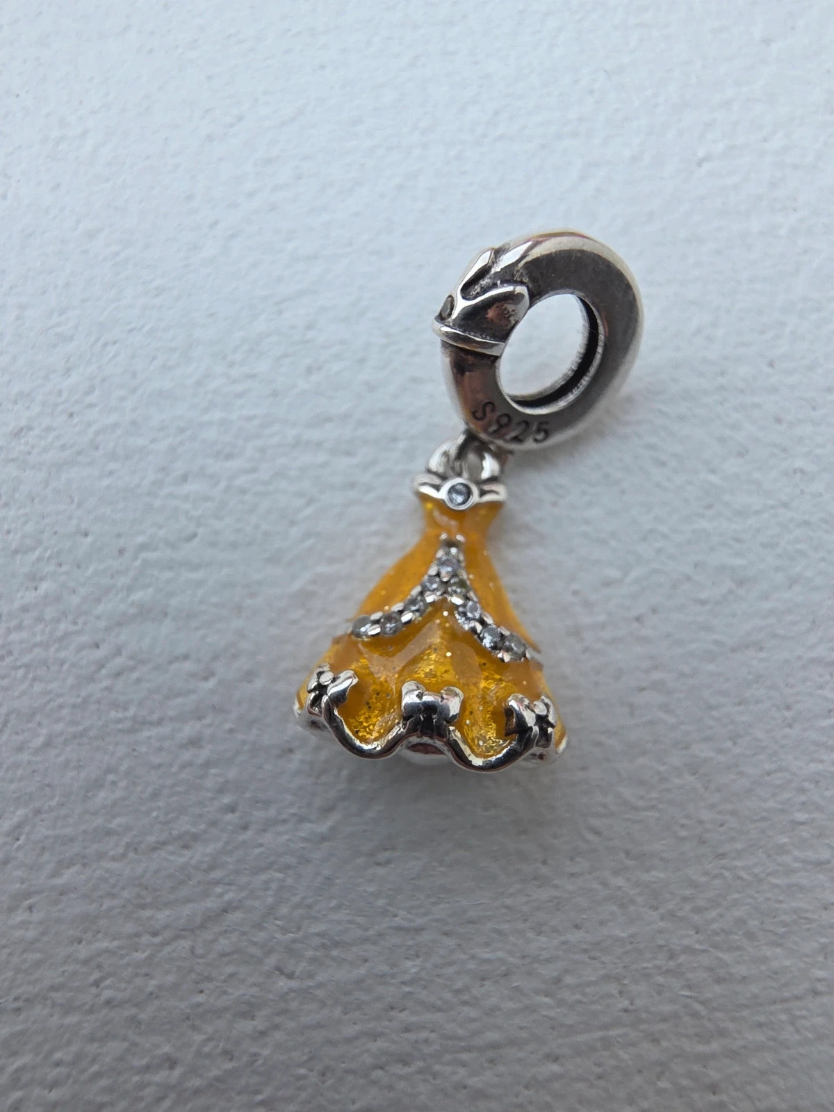 Charm robe la belle et la bête – Disney