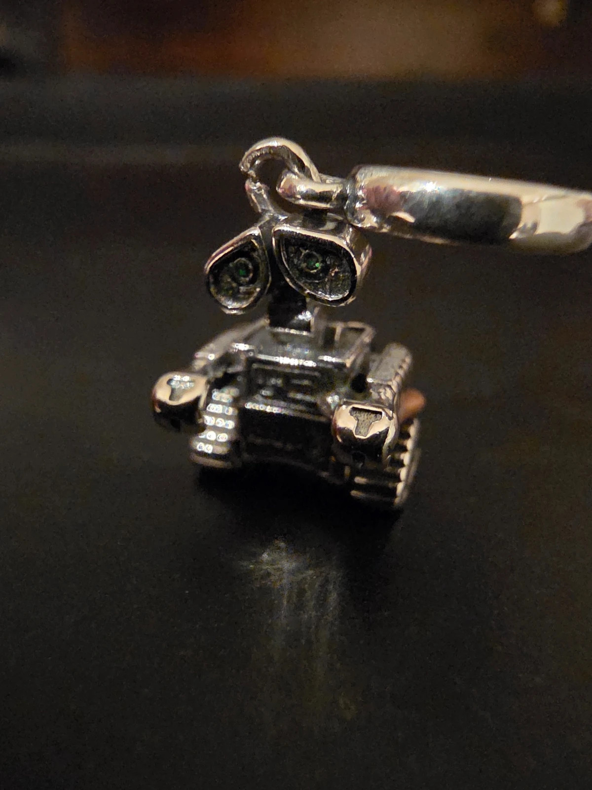 Charm wall E – Charm 2