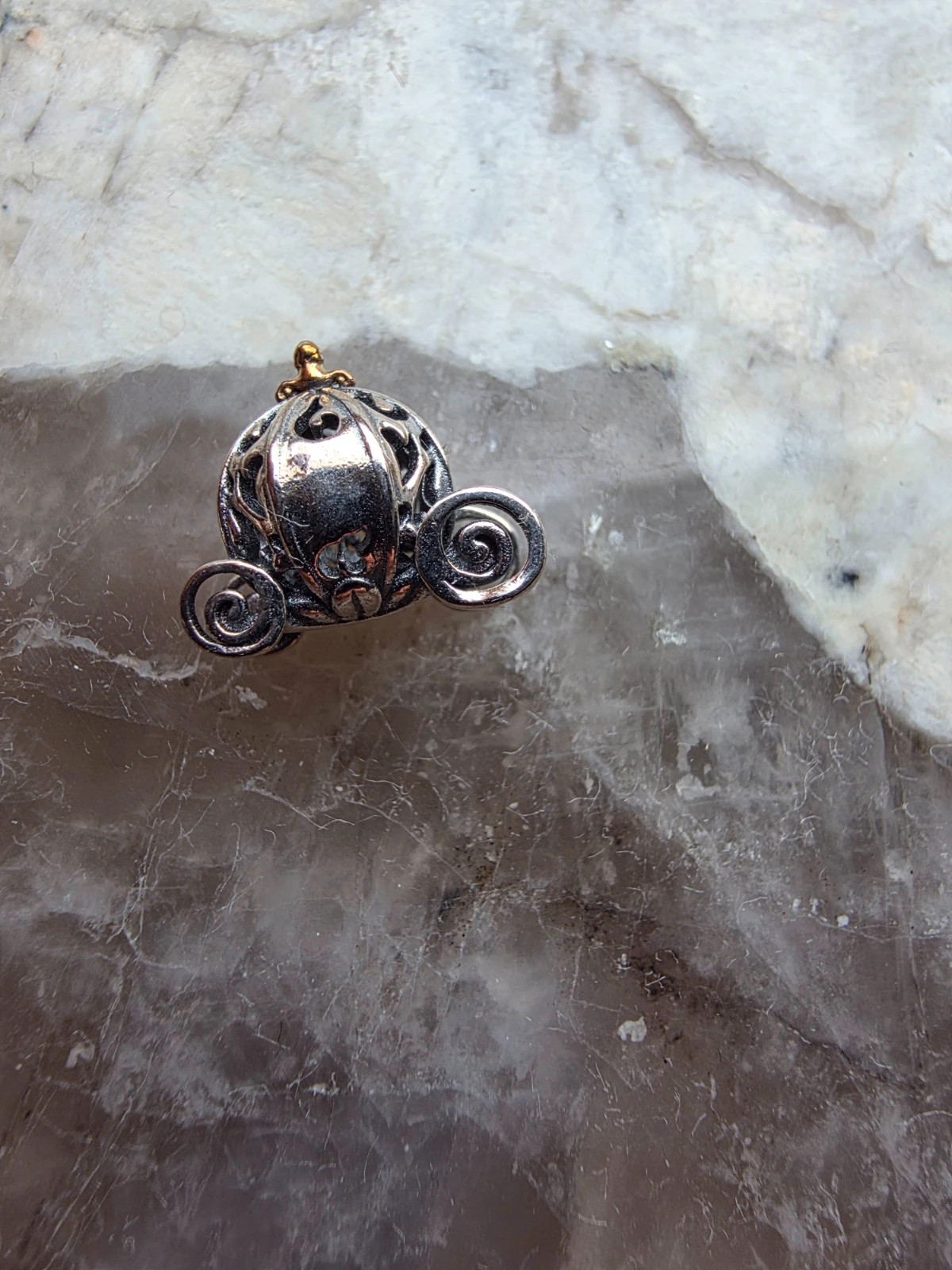 Charm carosse cendrillon – Charm 3