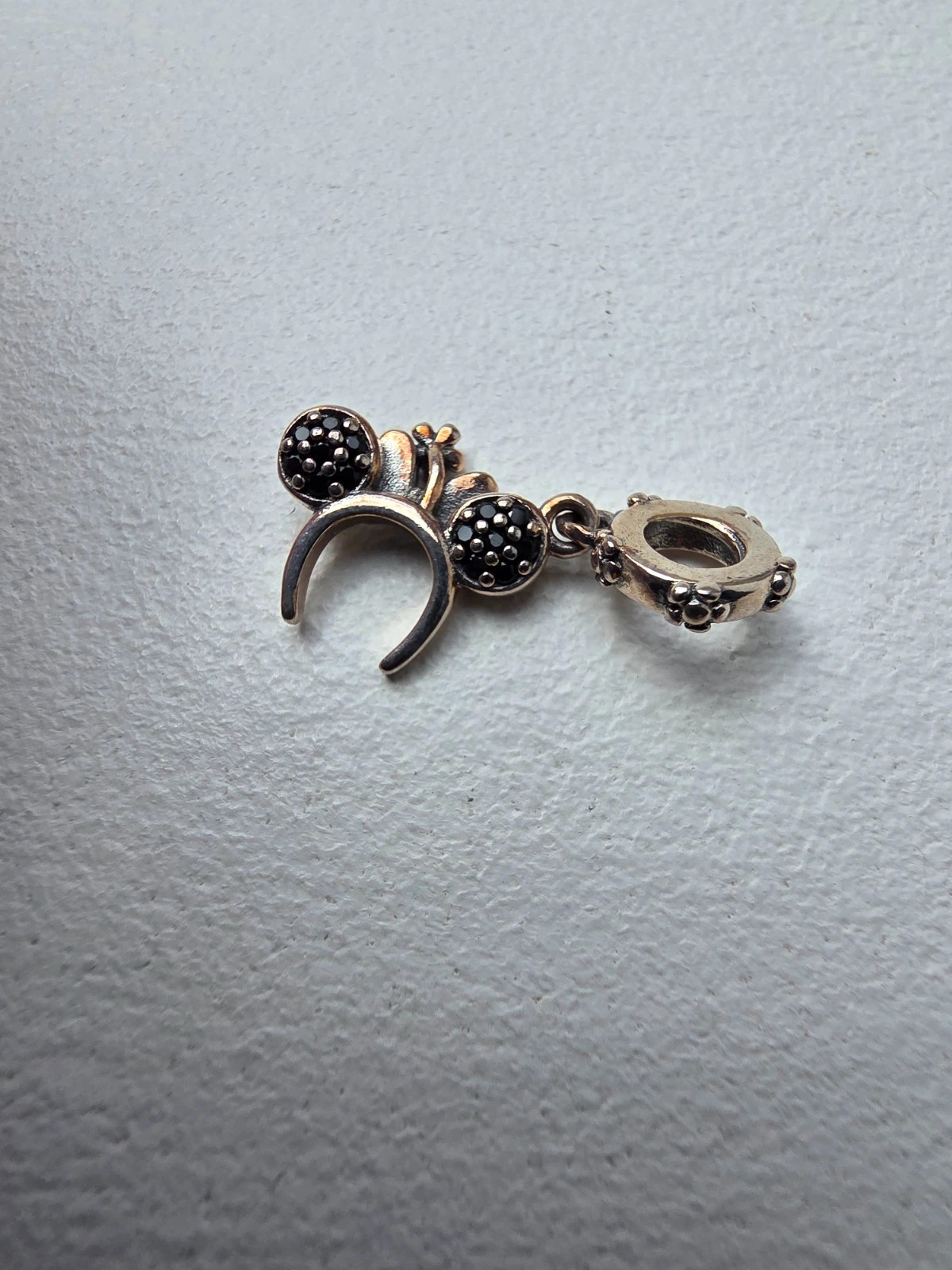 Charm oreille de Minnie – Charm 2