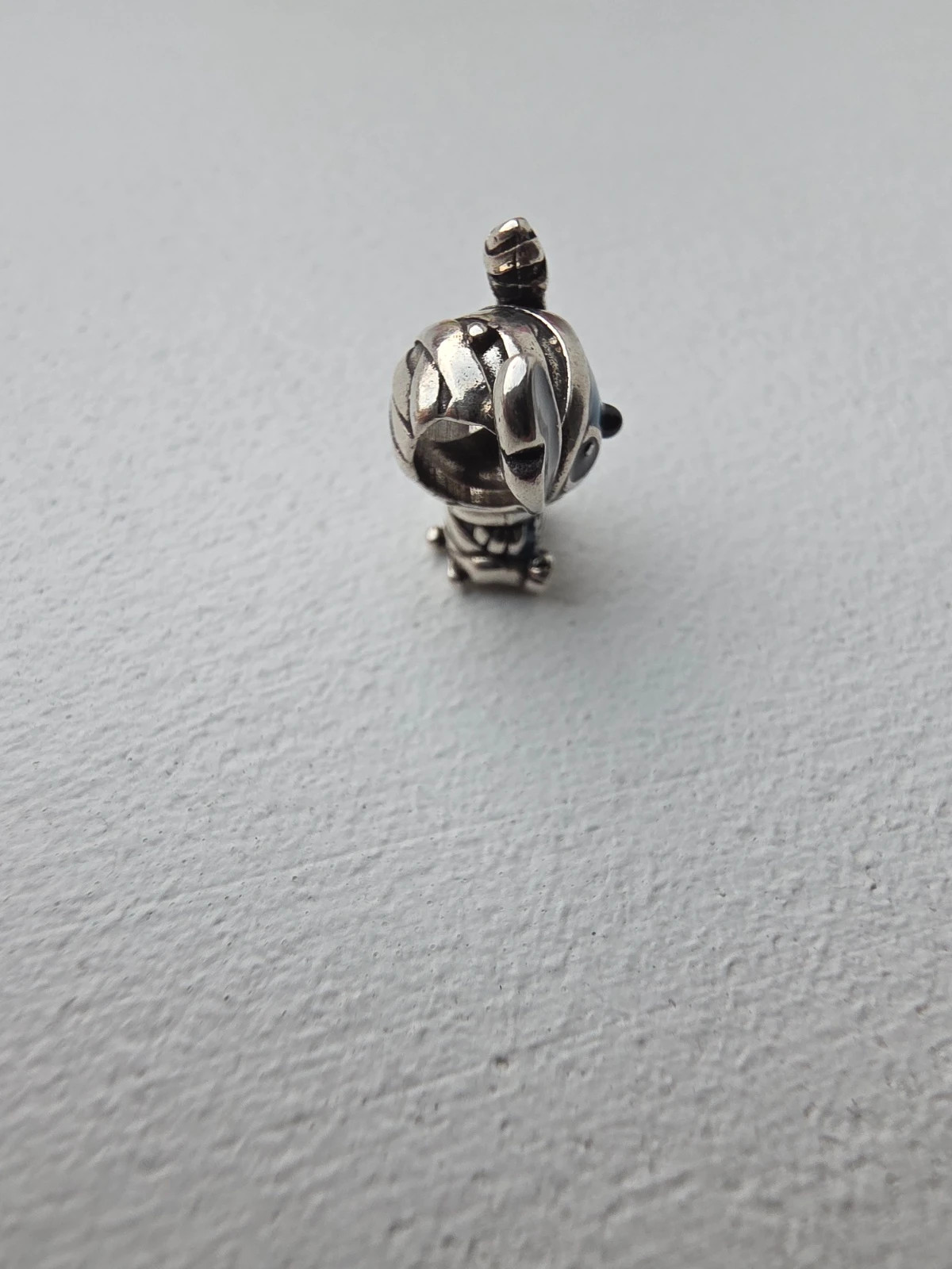 Charm stitch Momie Disney – Charm 2