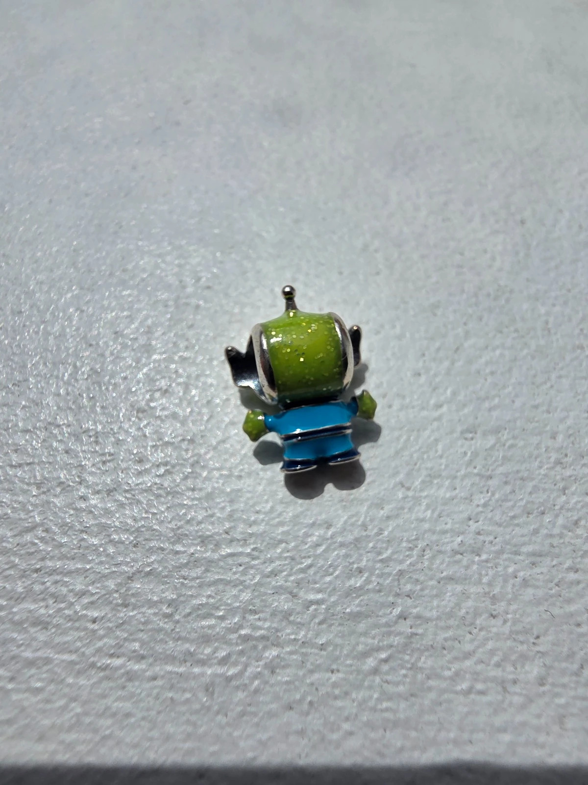 Charm extraterrestre toy's story Disney – Charm 2
